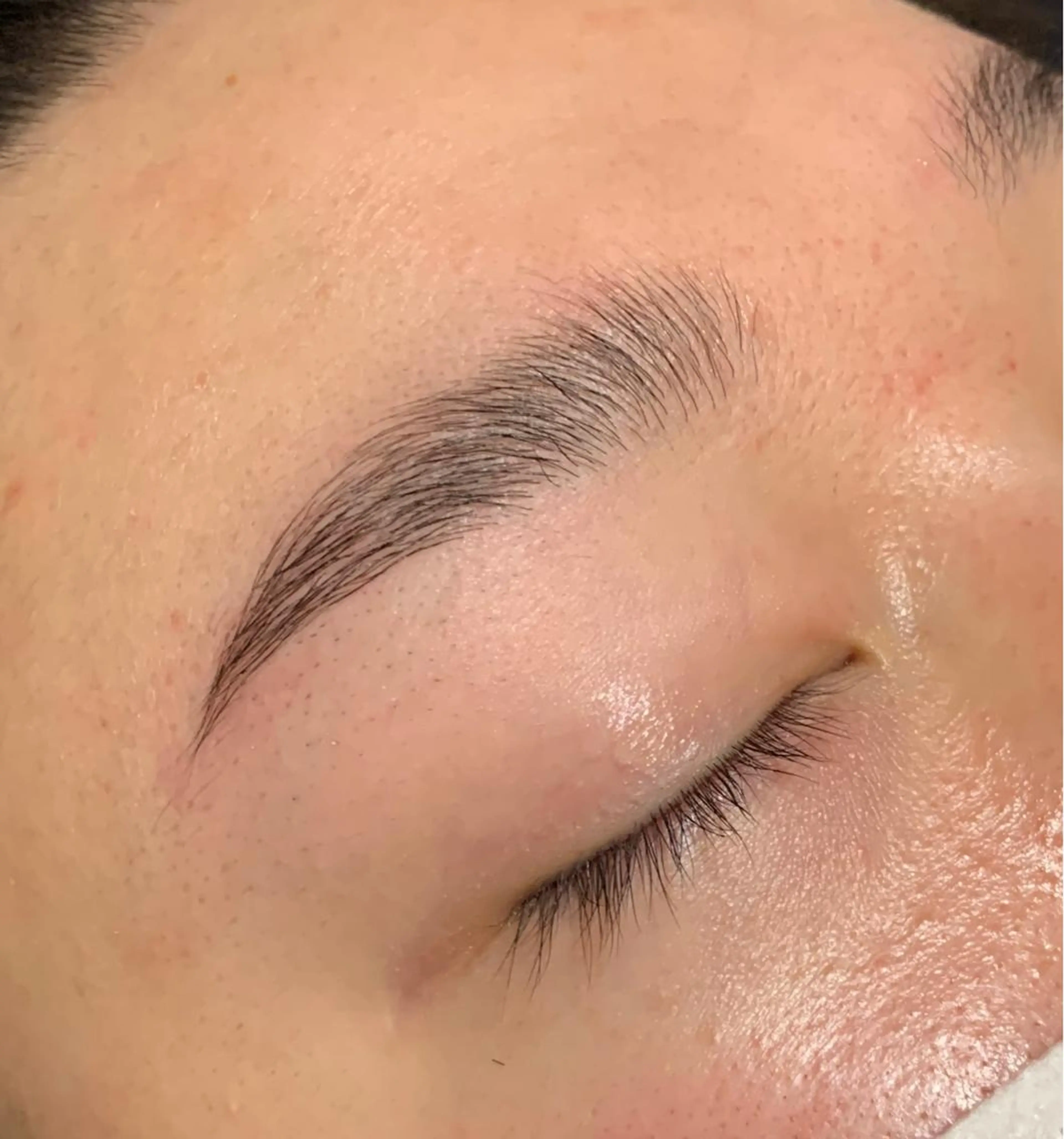 メンズ アイブロウ 姫路ハーブピーリング・韓国肌管理専門店Emotional所属・Yuka .のエステ・リラクイメージ