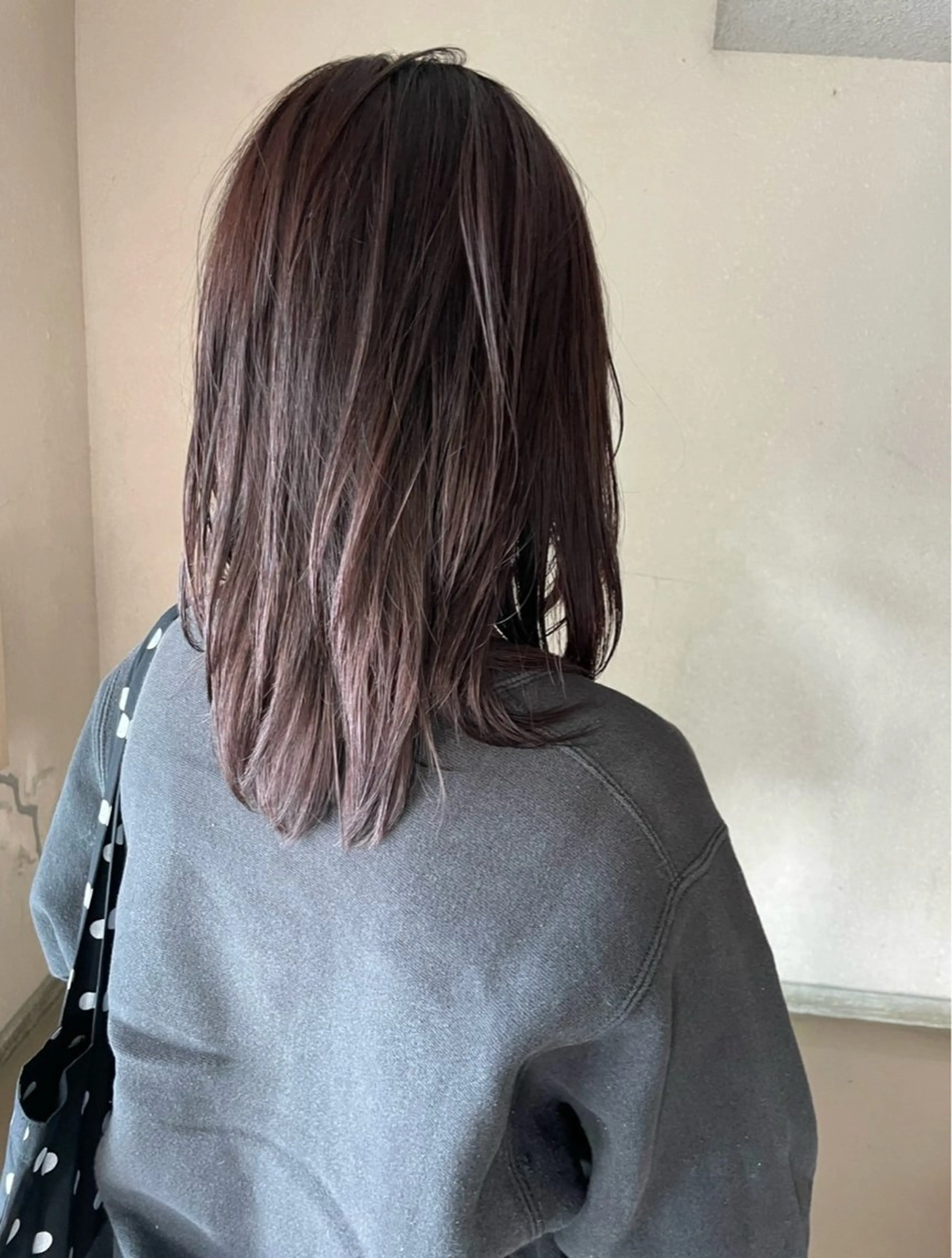 セミロング カラー vivre libre所属・仲村 真里奈のヘアスタイル