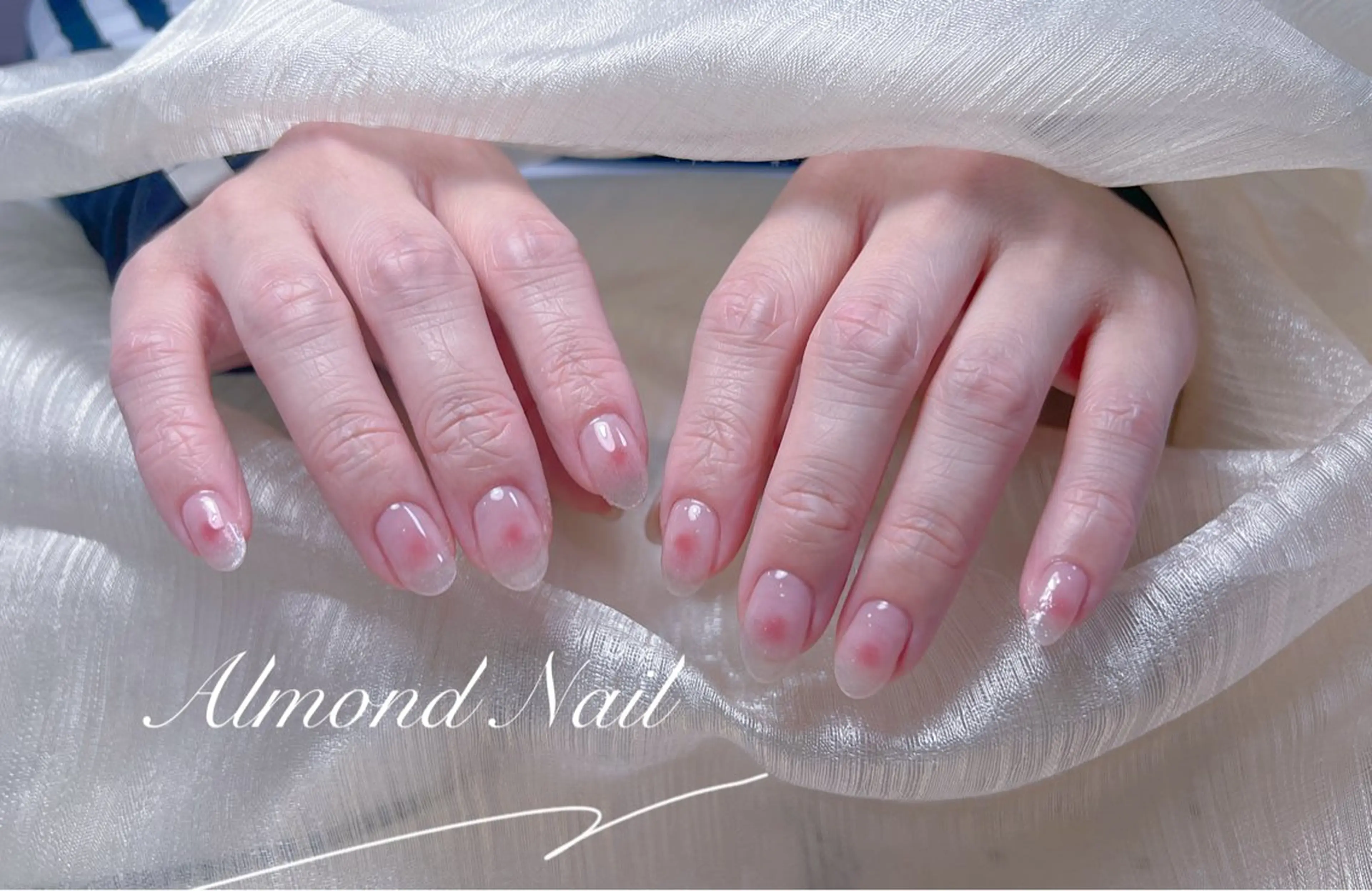 ネイル ハンドネイル Almond Nail 亀戸のネイルデザイン