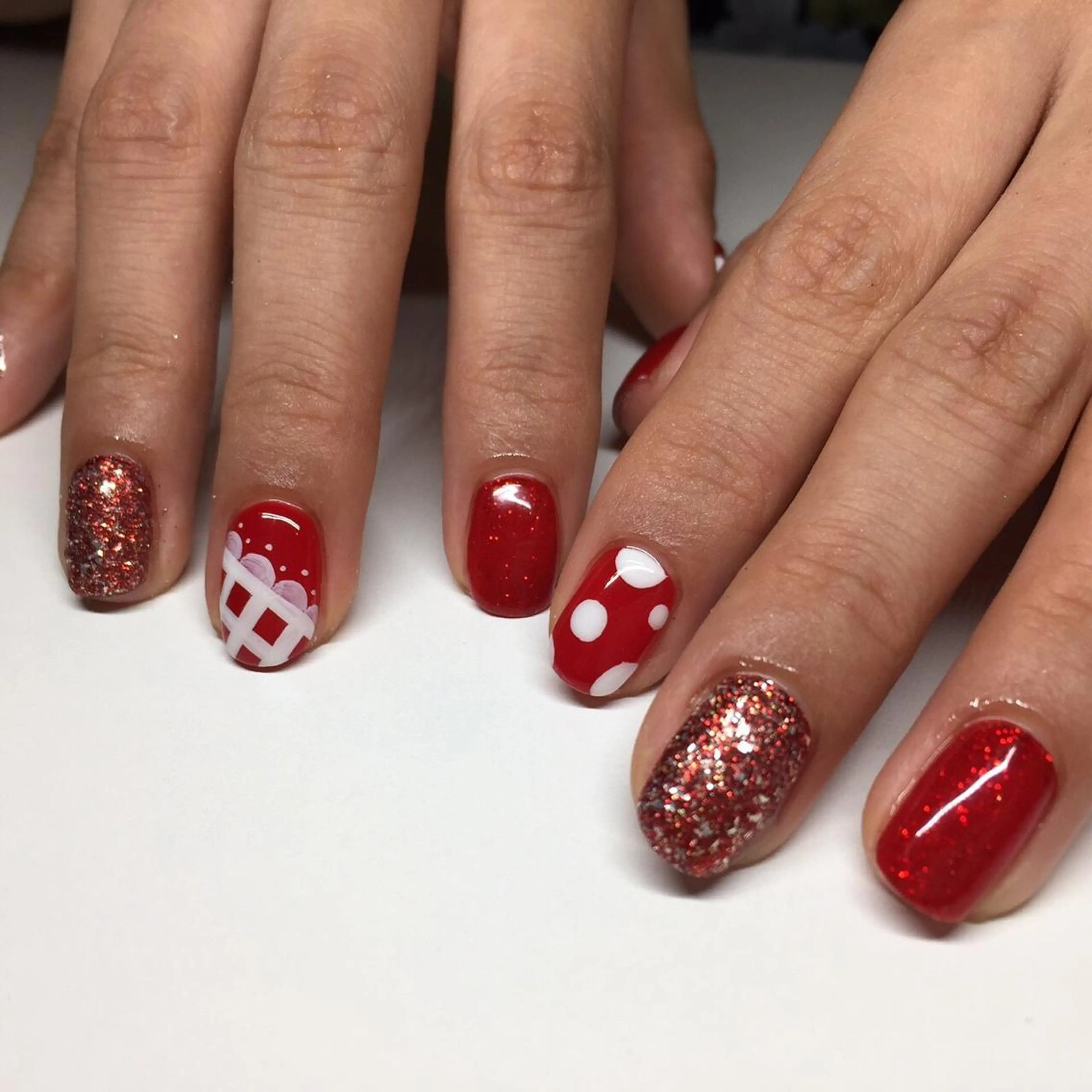 ネイル マツエク・マツパ ドット The  Next...所属・TheNext kitahorieのネイルデザイン