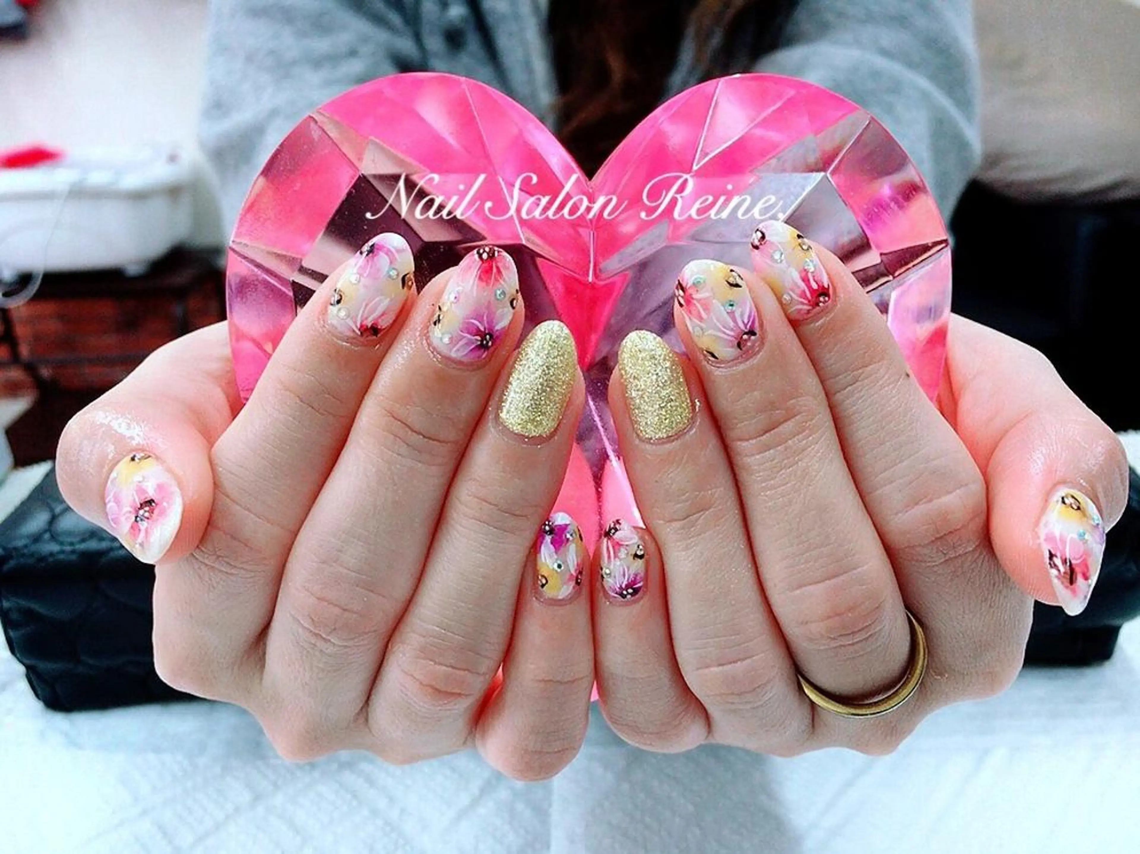 ネイル アートネイル Nailsalon Reine所属・玉栄 伶奈のネイルデザイン