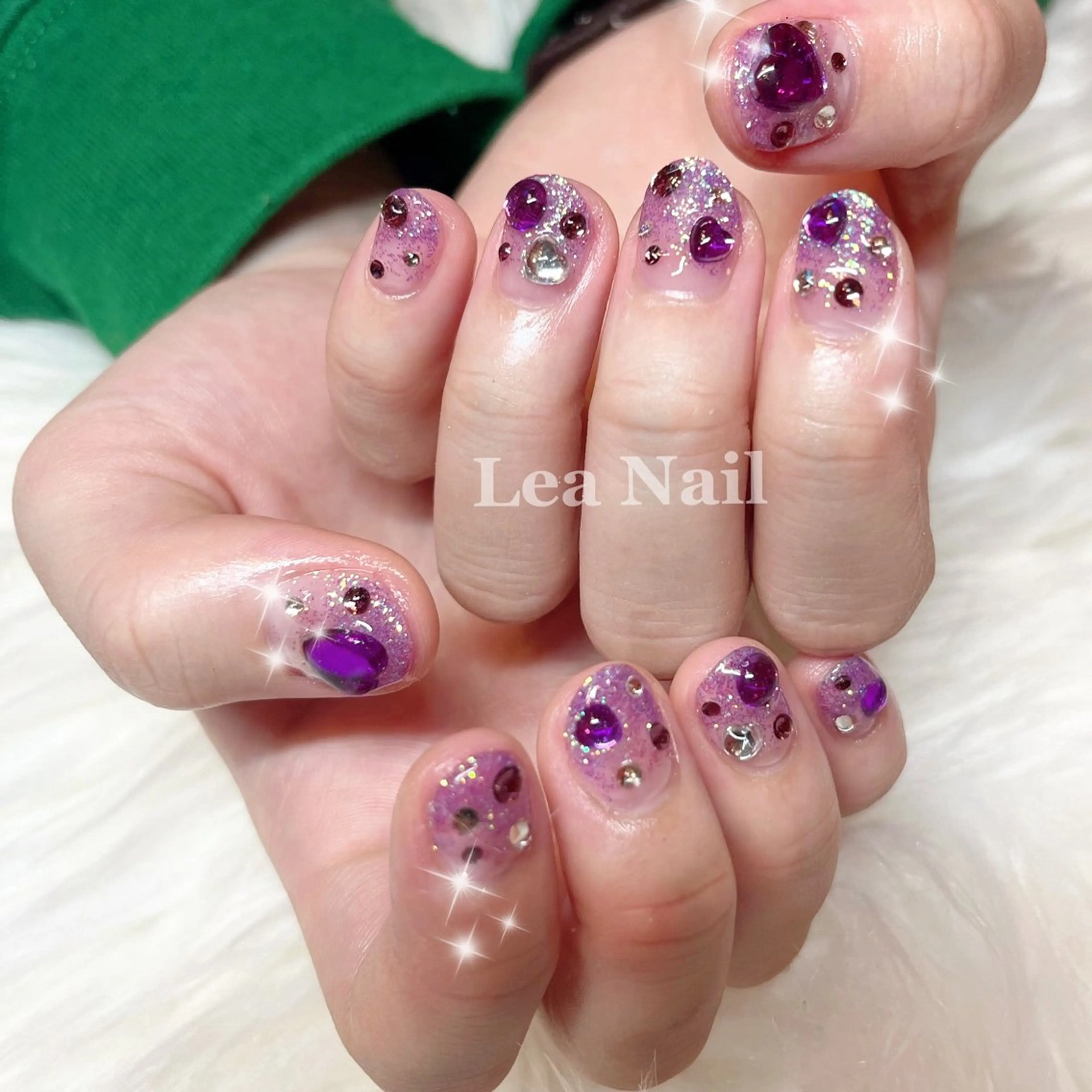 ネイル 卒業式 キラキラネイル パープル ハンドネイル Lea Nailのネイルデザイン