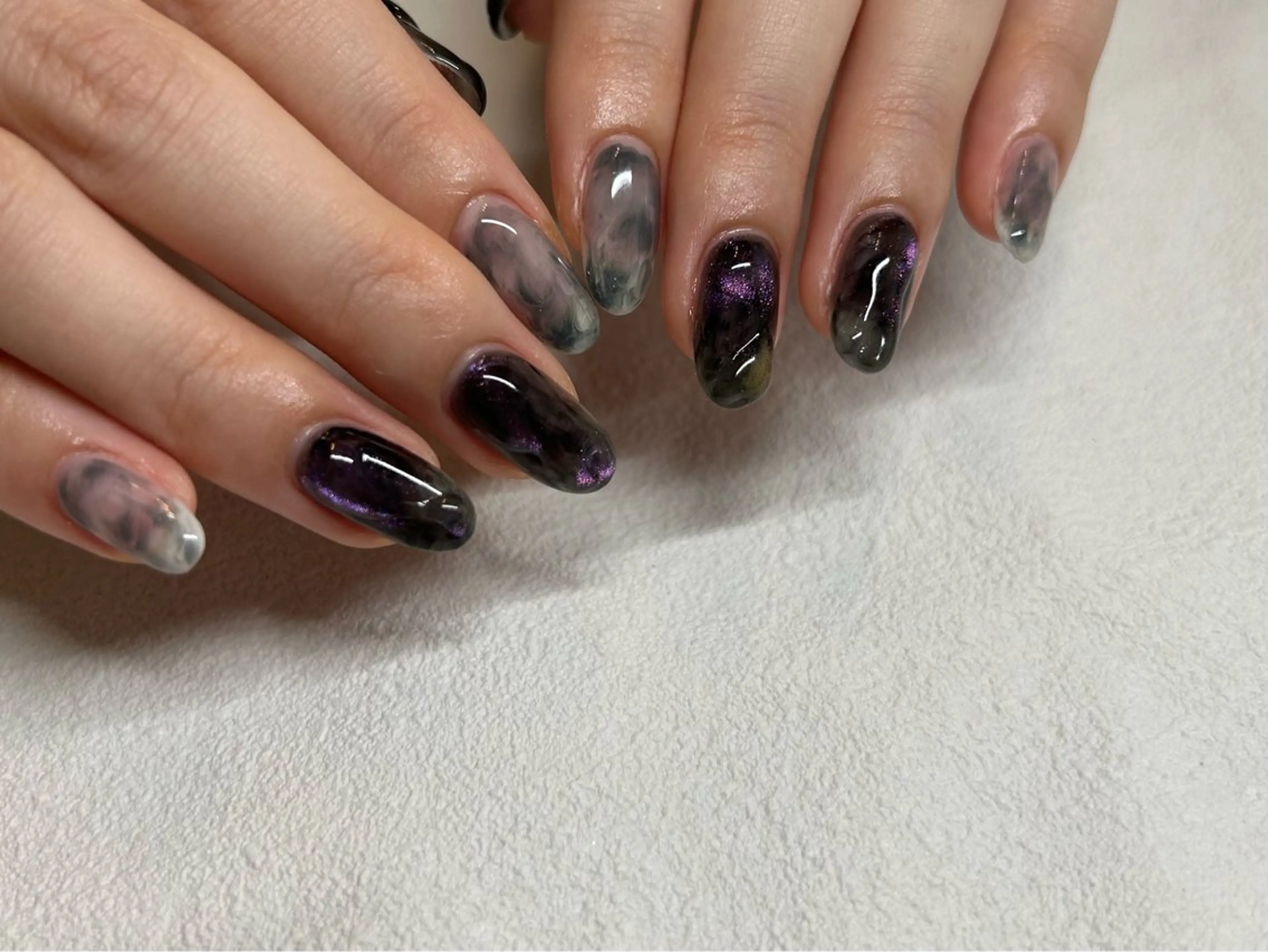 ネイル マグネットネイル ニュアンスネイル シンプルネイル ハンドネイル MARU　NAIL yukaのネイルデザイン