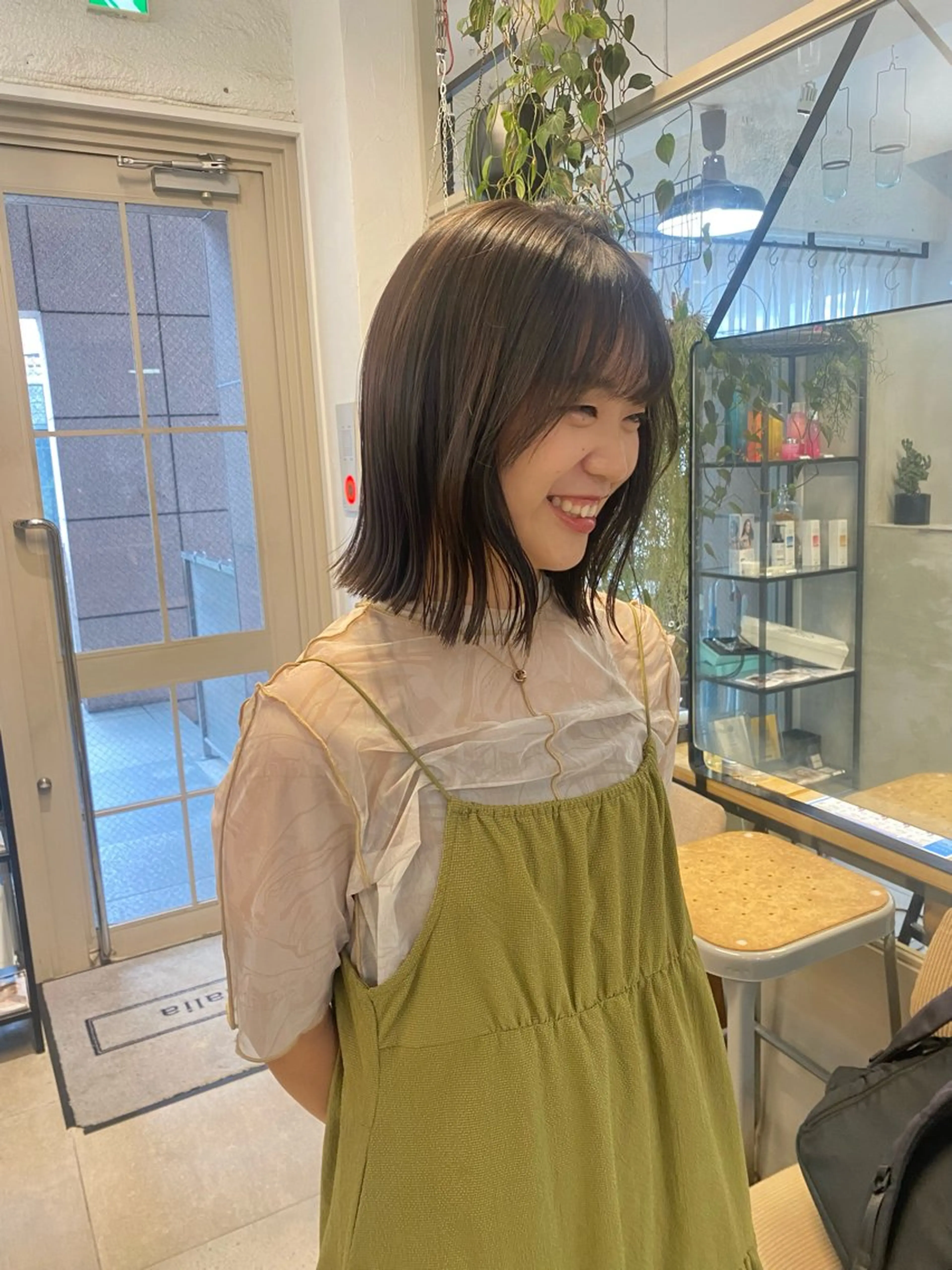 ミディアム カラー カット ヘアカラー トリートメント noa/ 渋谷のヘアスタイル