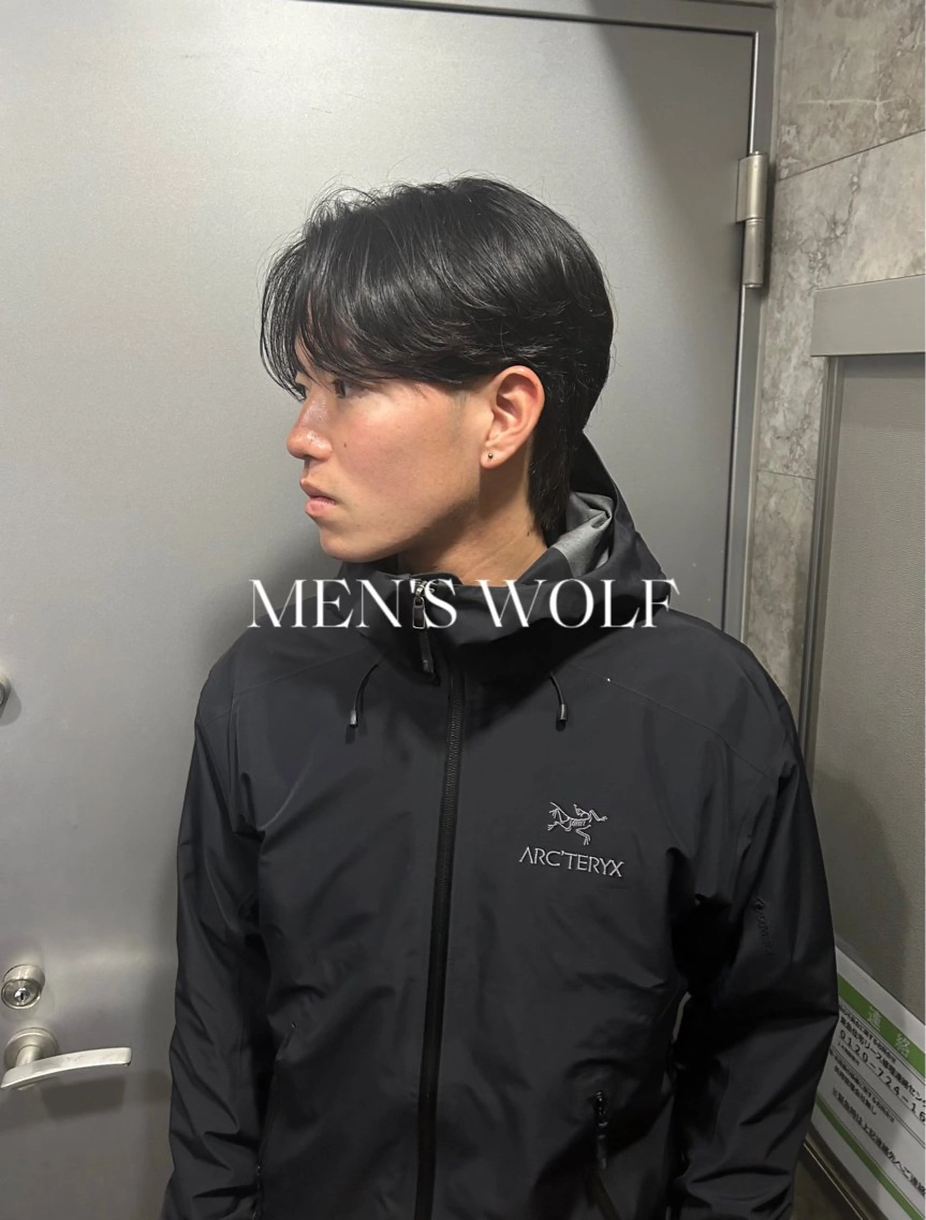 ショート パーマ メンズ メンズブリーチ センターパート メンズハイライト メンズインナーカラー メンズパーマ カット charme所属・💈メンズ特化 /伊藤大輝💈のヘアスタイル