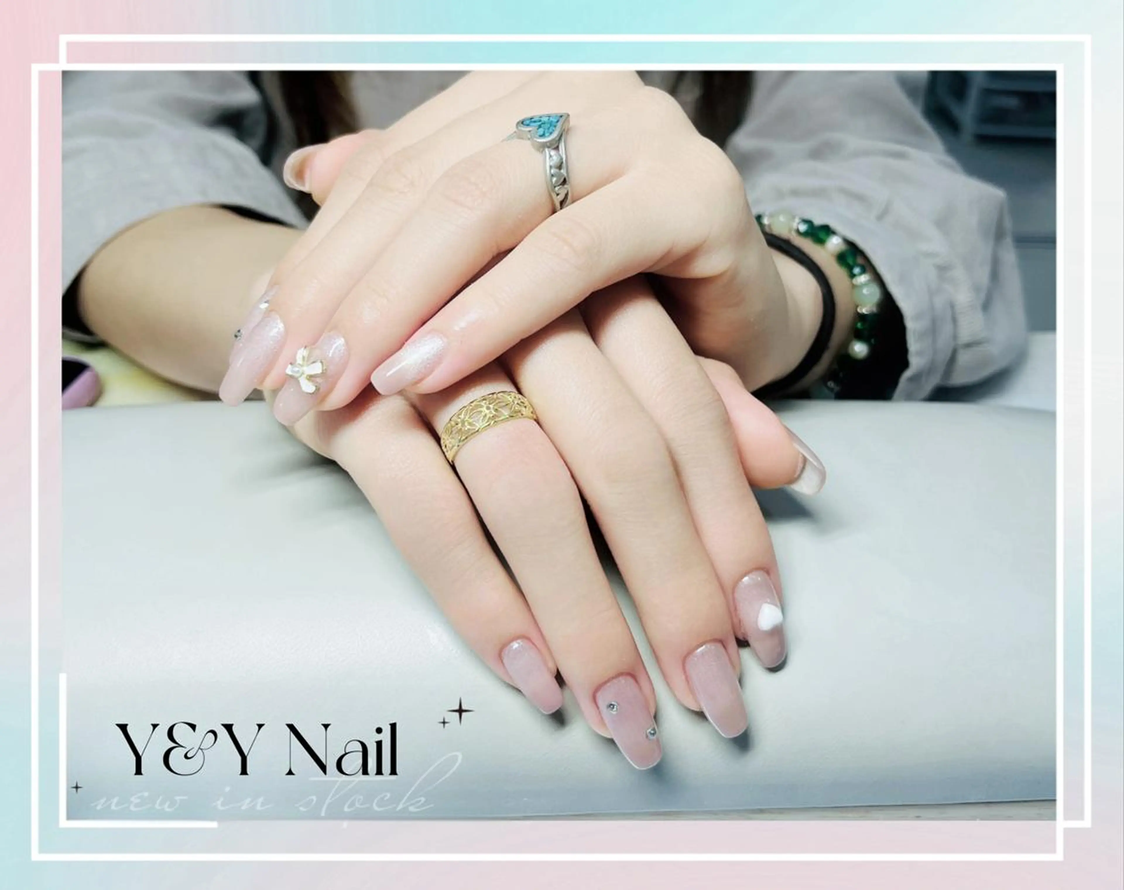 ネイル オーロラネイル ワンカラーネイル ハンドネイル ハンドケア Y&Y Nail Salon ケンのネイルデザイン