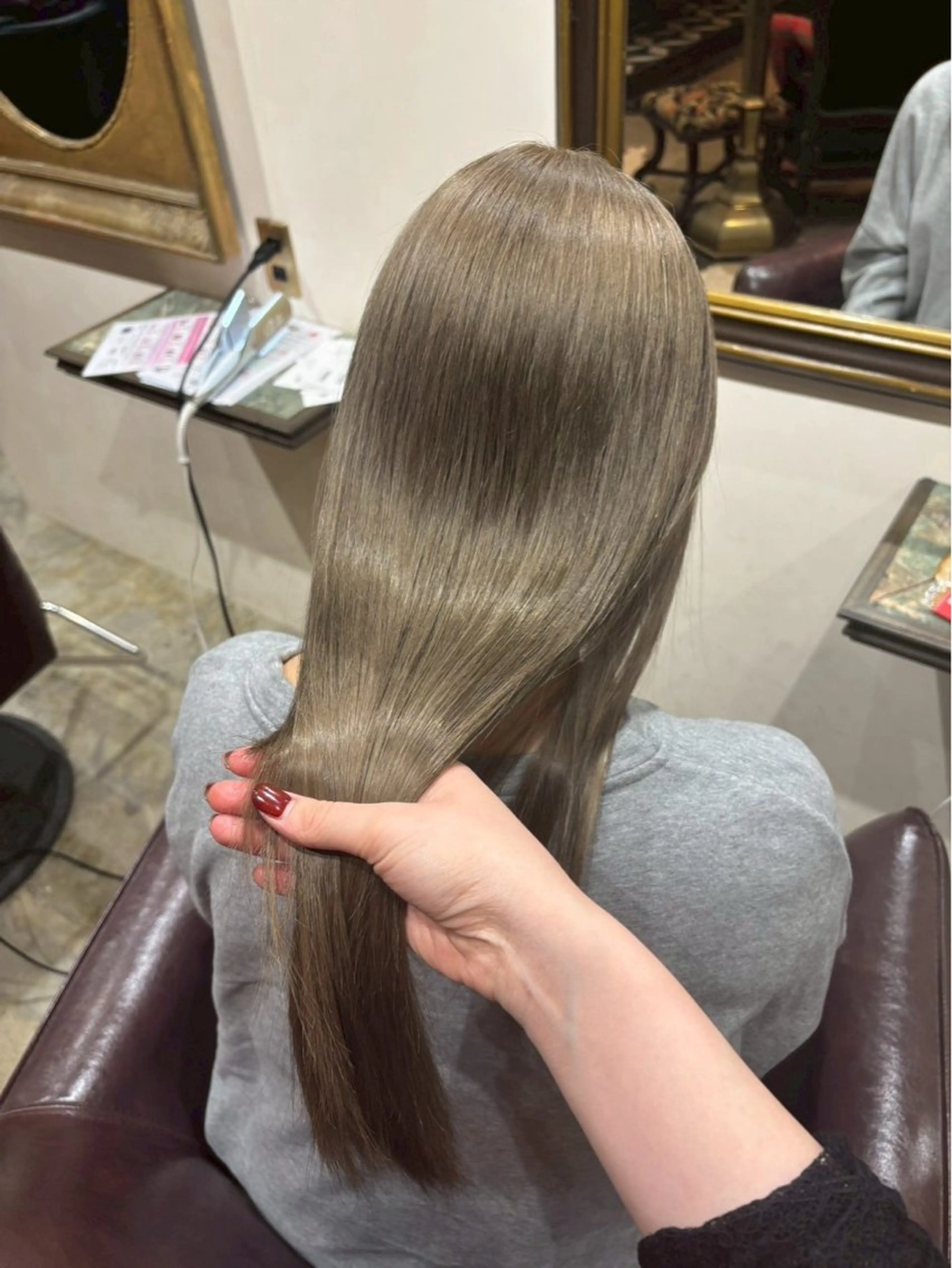 ロング カラー カット ヘアカラー トリートメント ブリーチ/エクステ はしもと そな🫧のマツエク・マツパデザイン