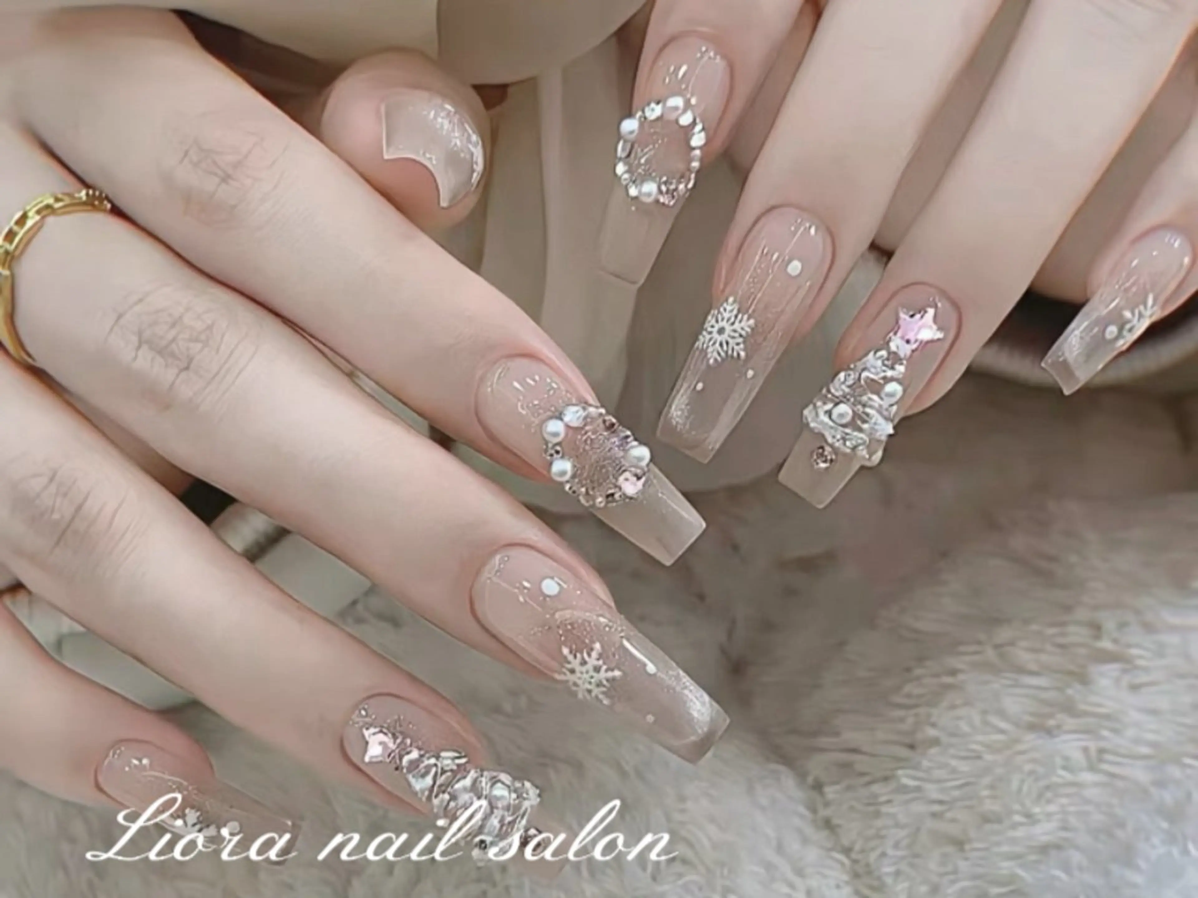 ネイル チークネイル フットネイル フレンチネイル ジェルネイル ガーリー ハンドネイル Liora ネイルサロン所属・Liora nail salonのネイルデザイン