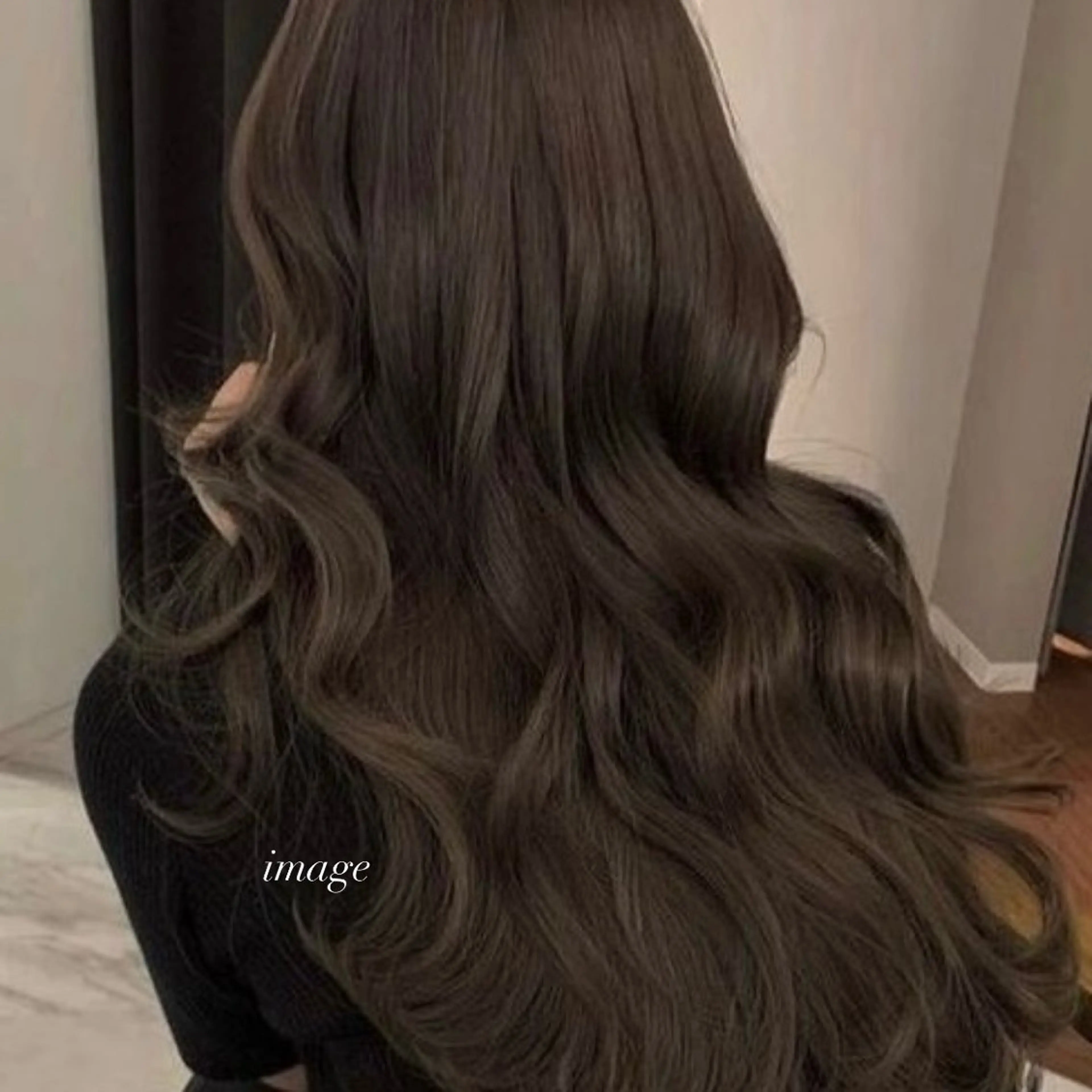 ロング カラー 透明感カラー ヘアカラー 諸井 芽のヘアスタイル