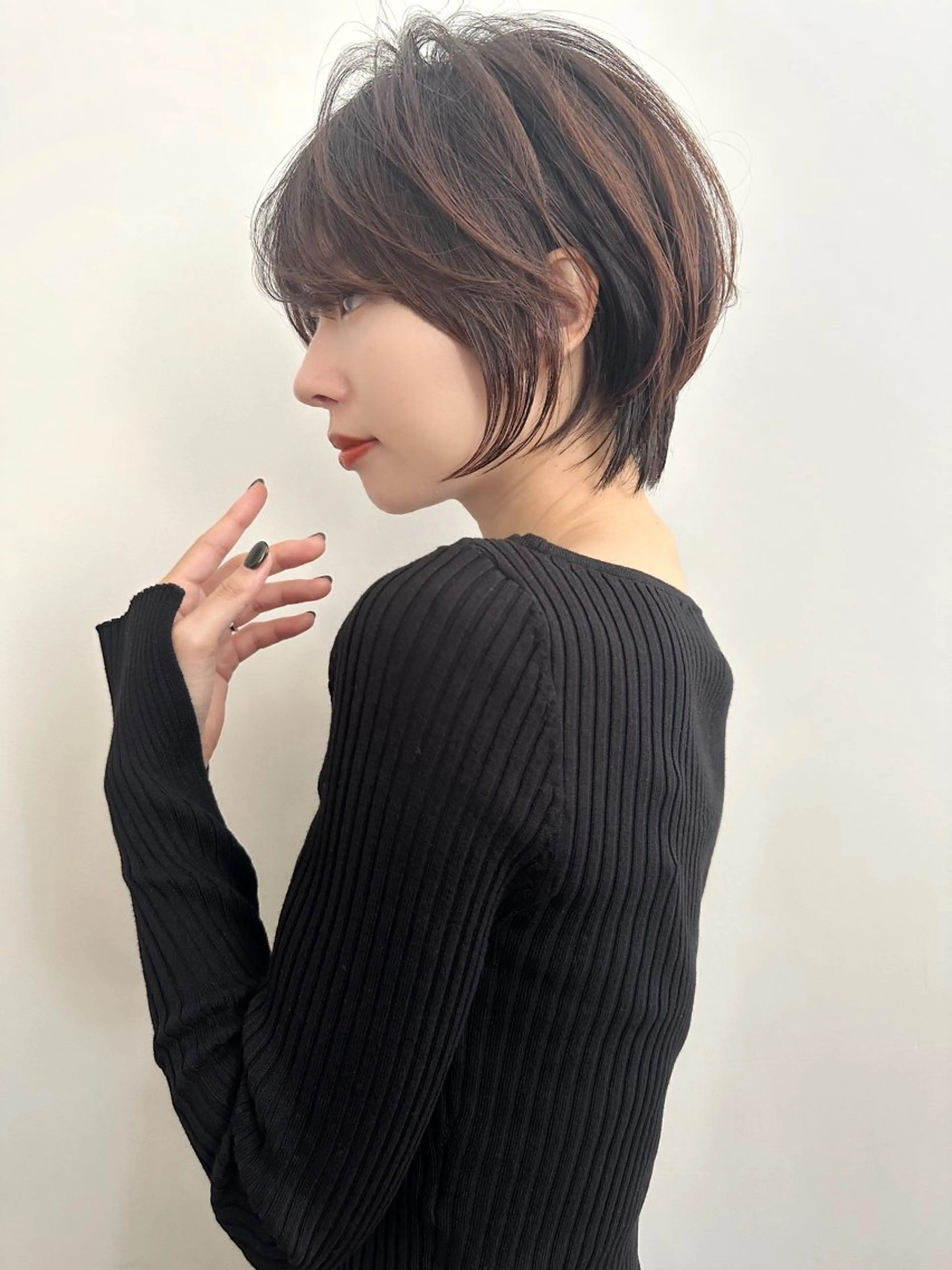 ショート 山見 陽のヘアスタイル