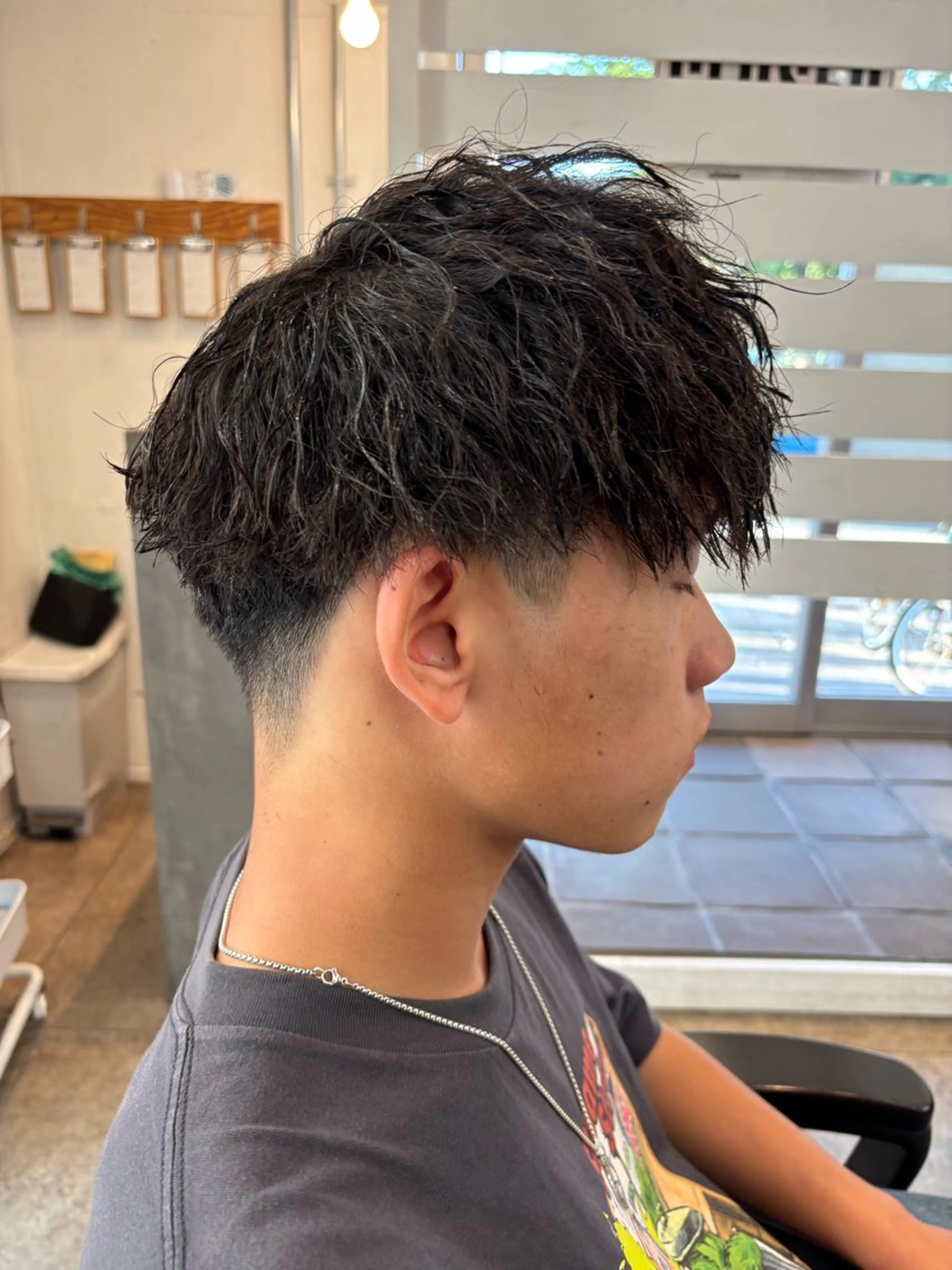 パーマ メンズ カット パーマ 川端 隼平のヘアスタイル