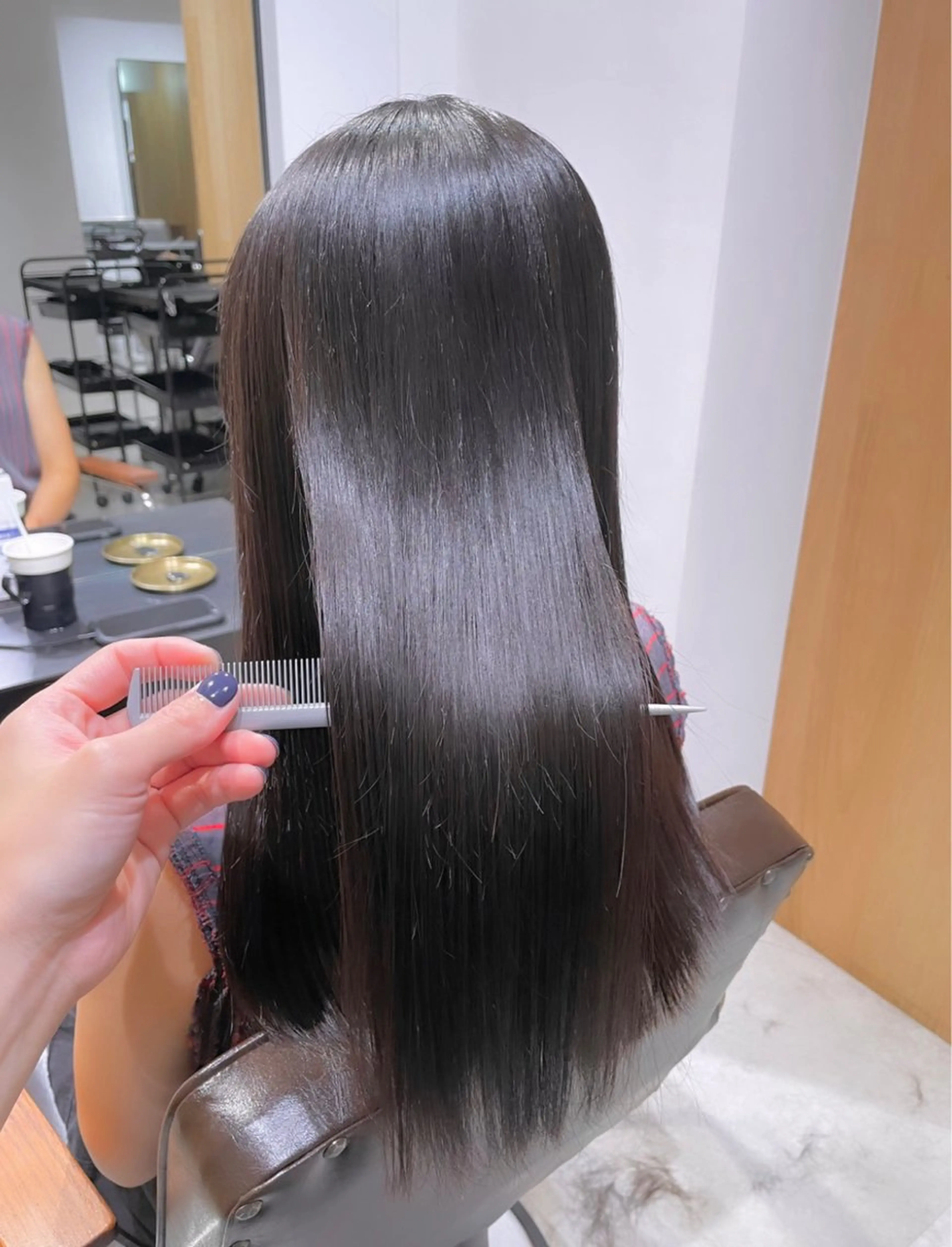 ロング 縮毛矯正 カット ヘアカラー 縮毛矯正 🩵縮毛矯正  髪質 改善 ツヤ髪🩵のヘアスタイル