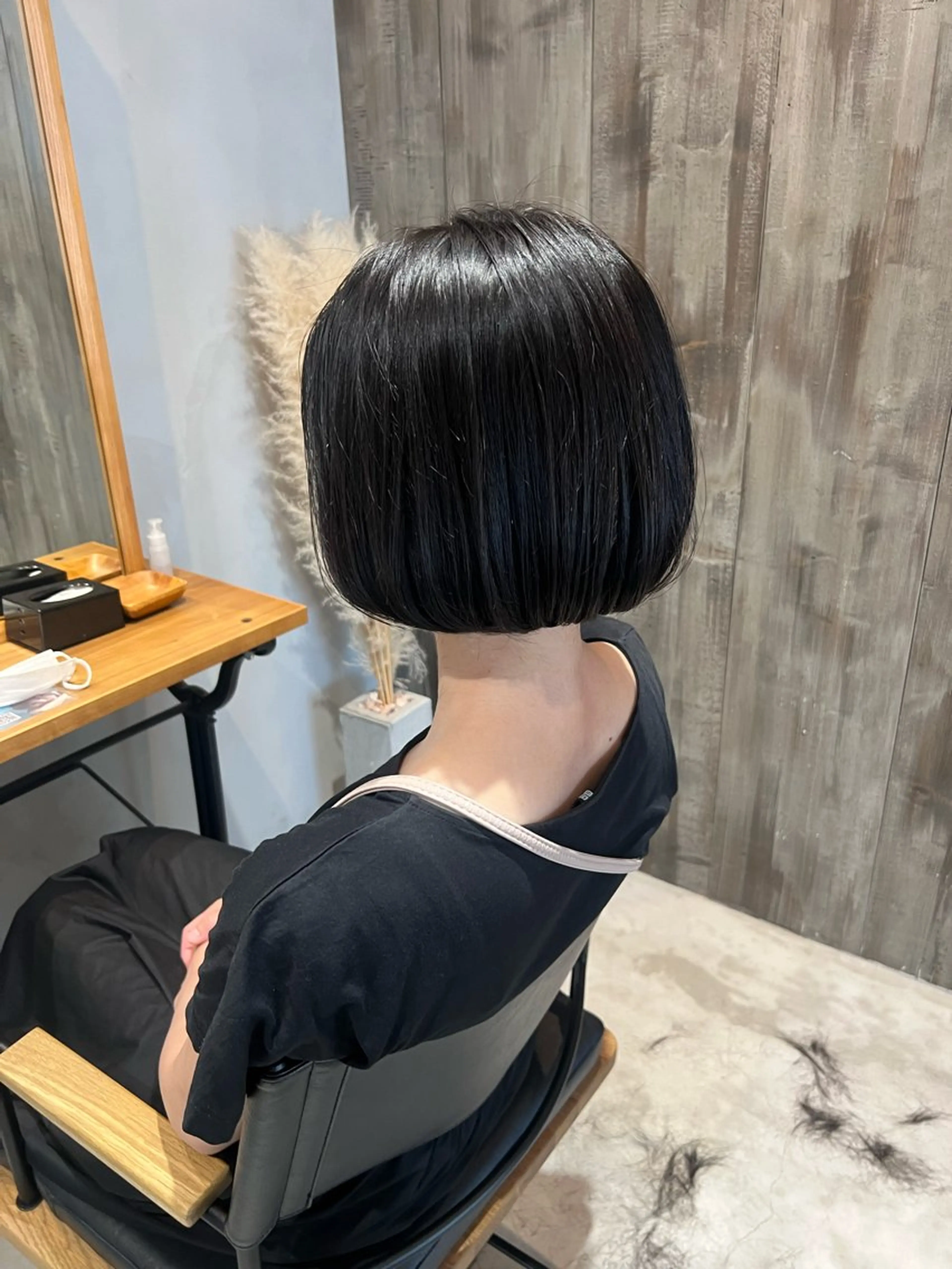 ミディアム ボブ 佐藤 百奈美のヘアスタイル