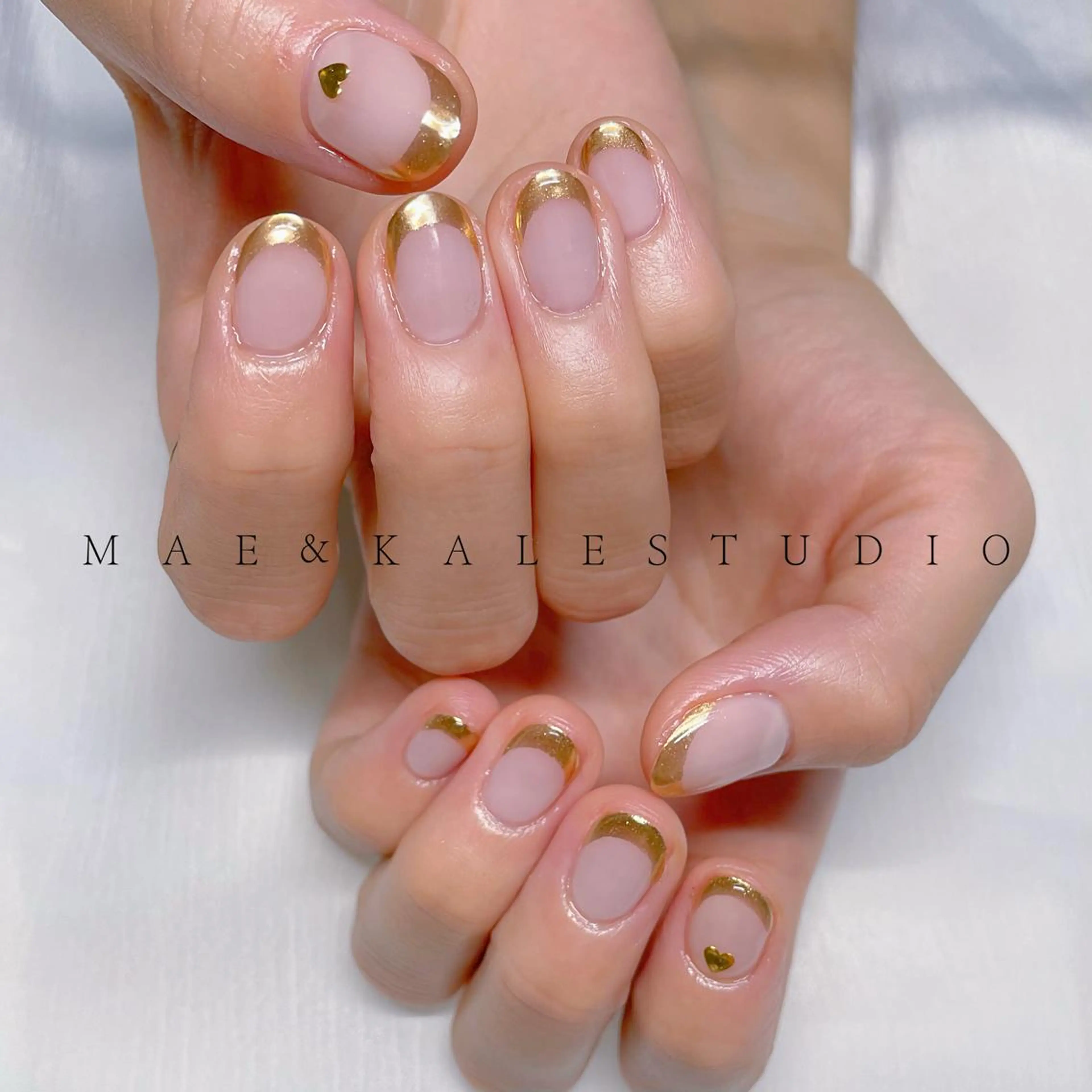 ネイル フレンチネイル ミラーネイル MAE&KALE STUDIOのマツエク・マツパデザイン