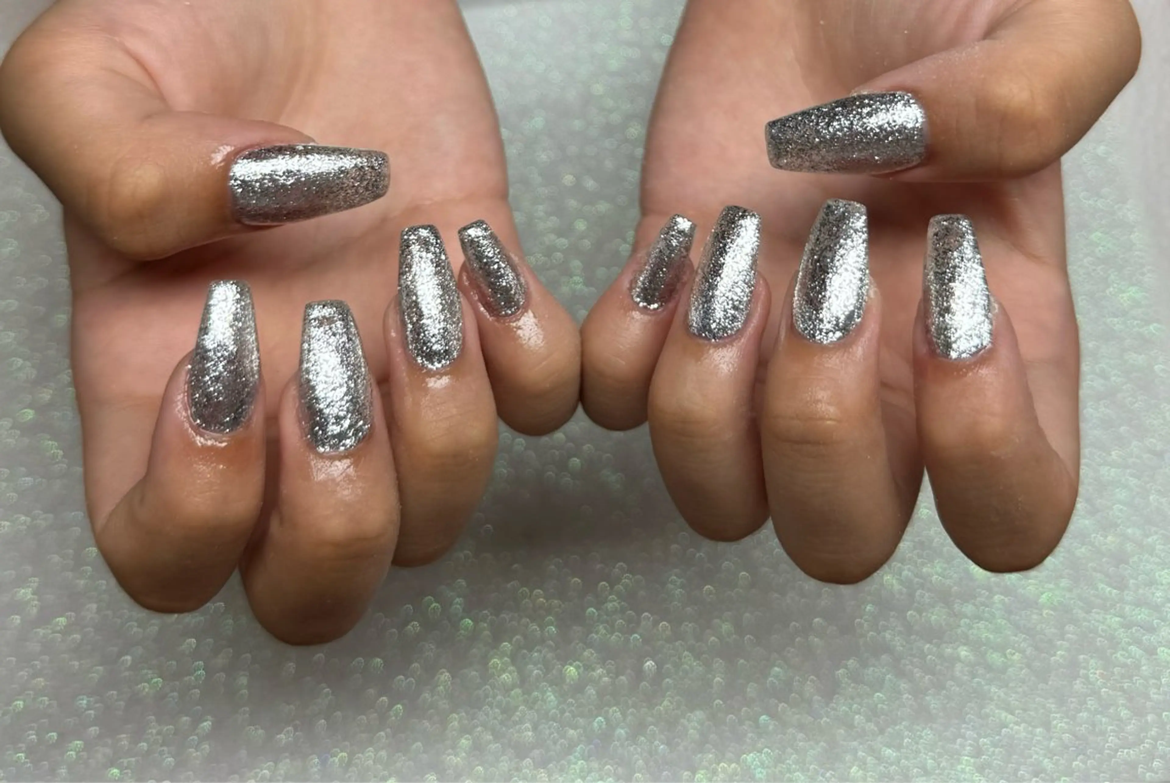 ネイル ハンドネイル VIERU 🌈🎀💖のネイルデザイン