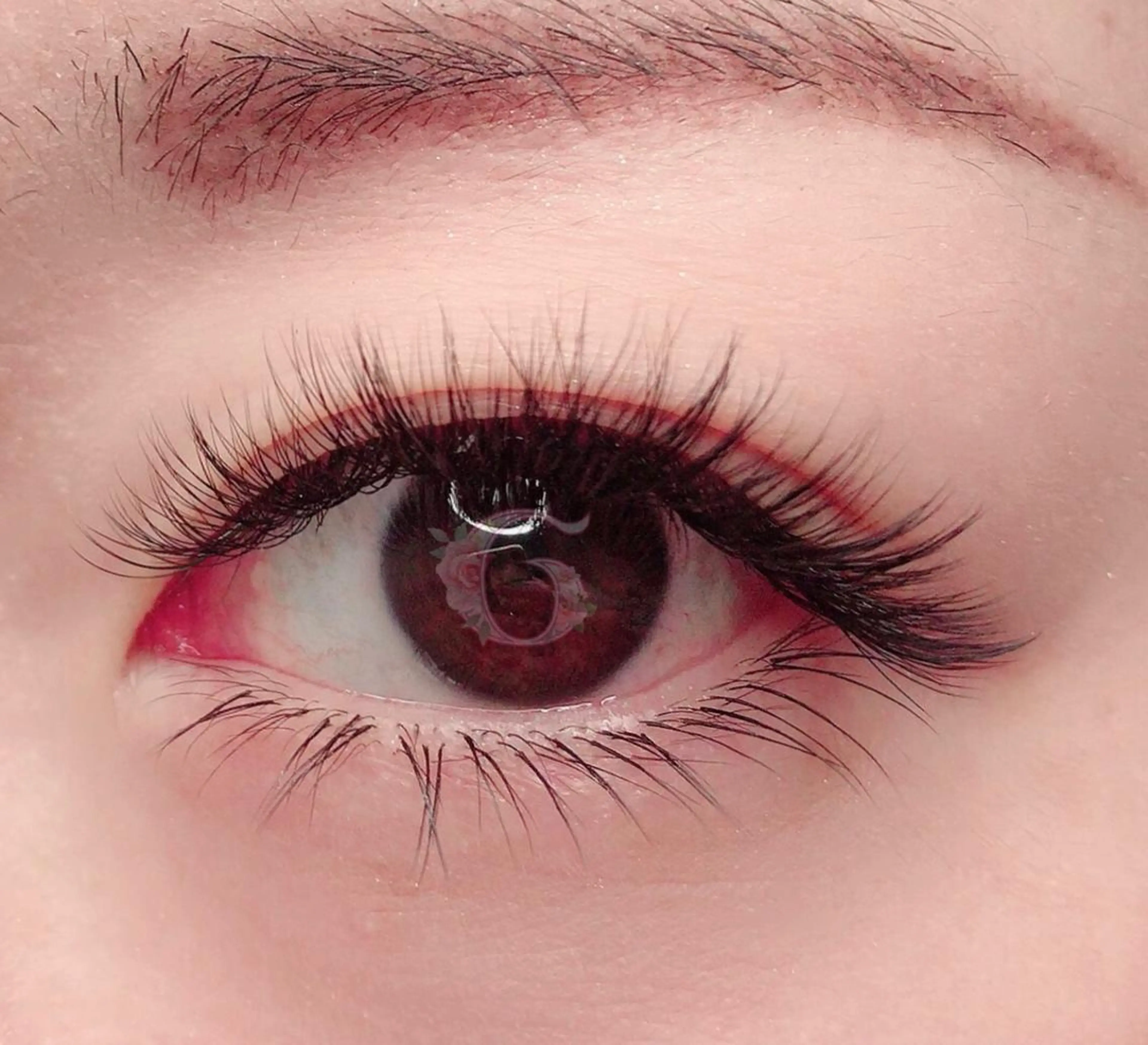 マツエク・マツパ ボリュームラッシュ GENUINE LASH所属・GENUINE LASH　SAKIのマツエク・マツパデザイン