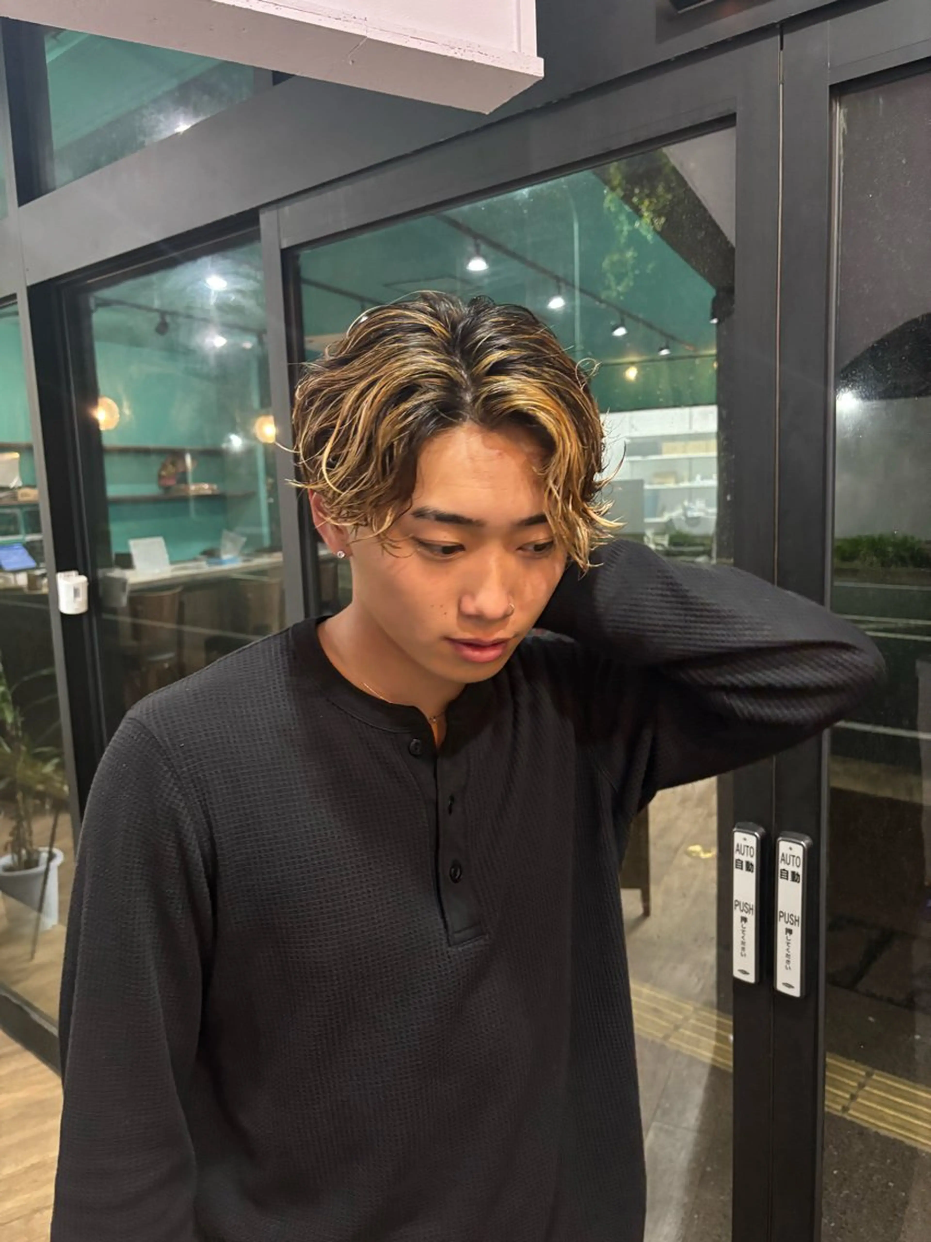 カラー パーマ ハイライトカラー カット パーマ Men's salon swell西千葉店所属・MOE ⭐️メンズ特化⭐️のヘアスタイル