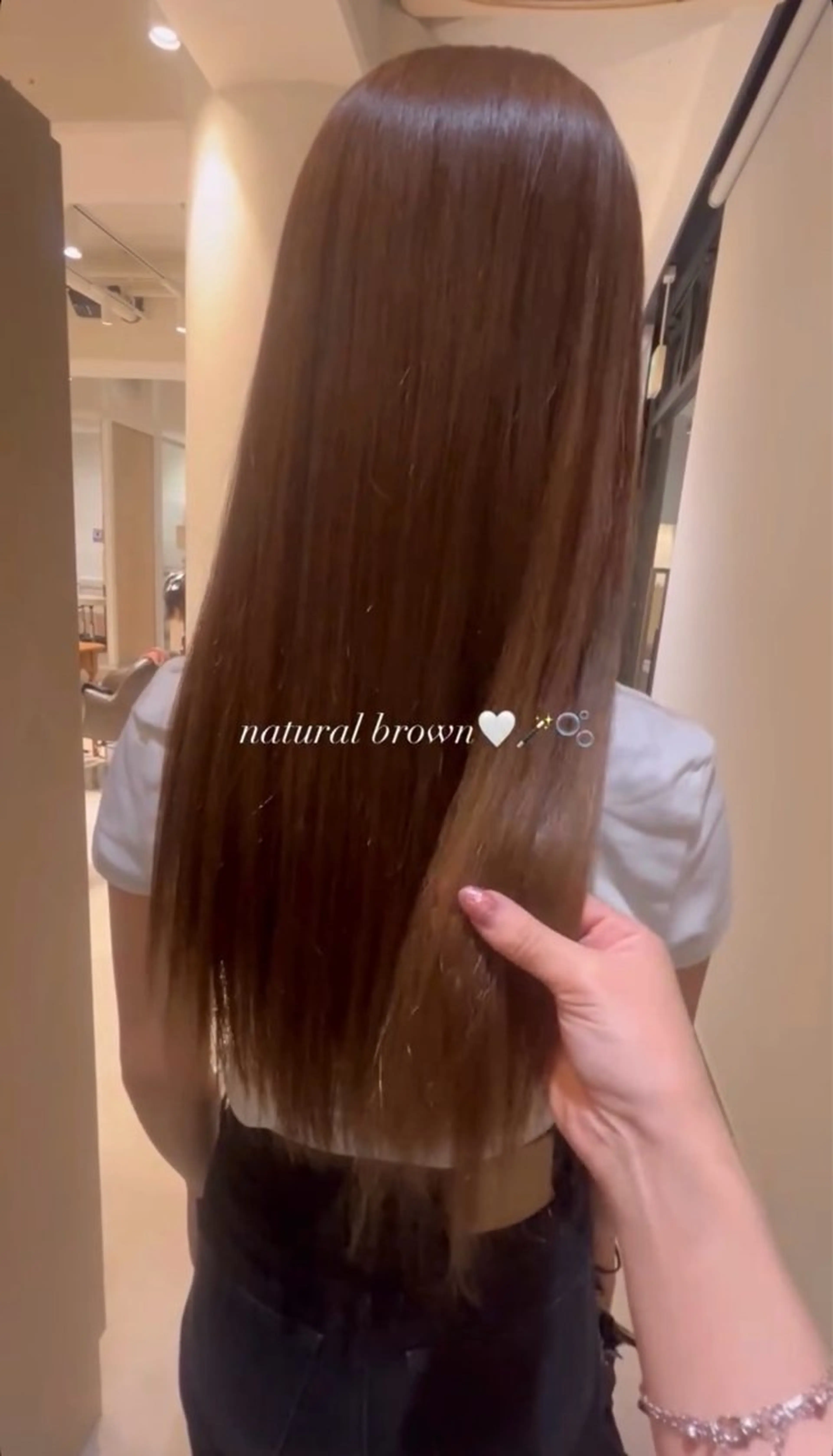 ロング カラー ブリーチ ブラウンカラー 学生 縮毛矯正 トリートメント 阪口 優希のヘアスタイル