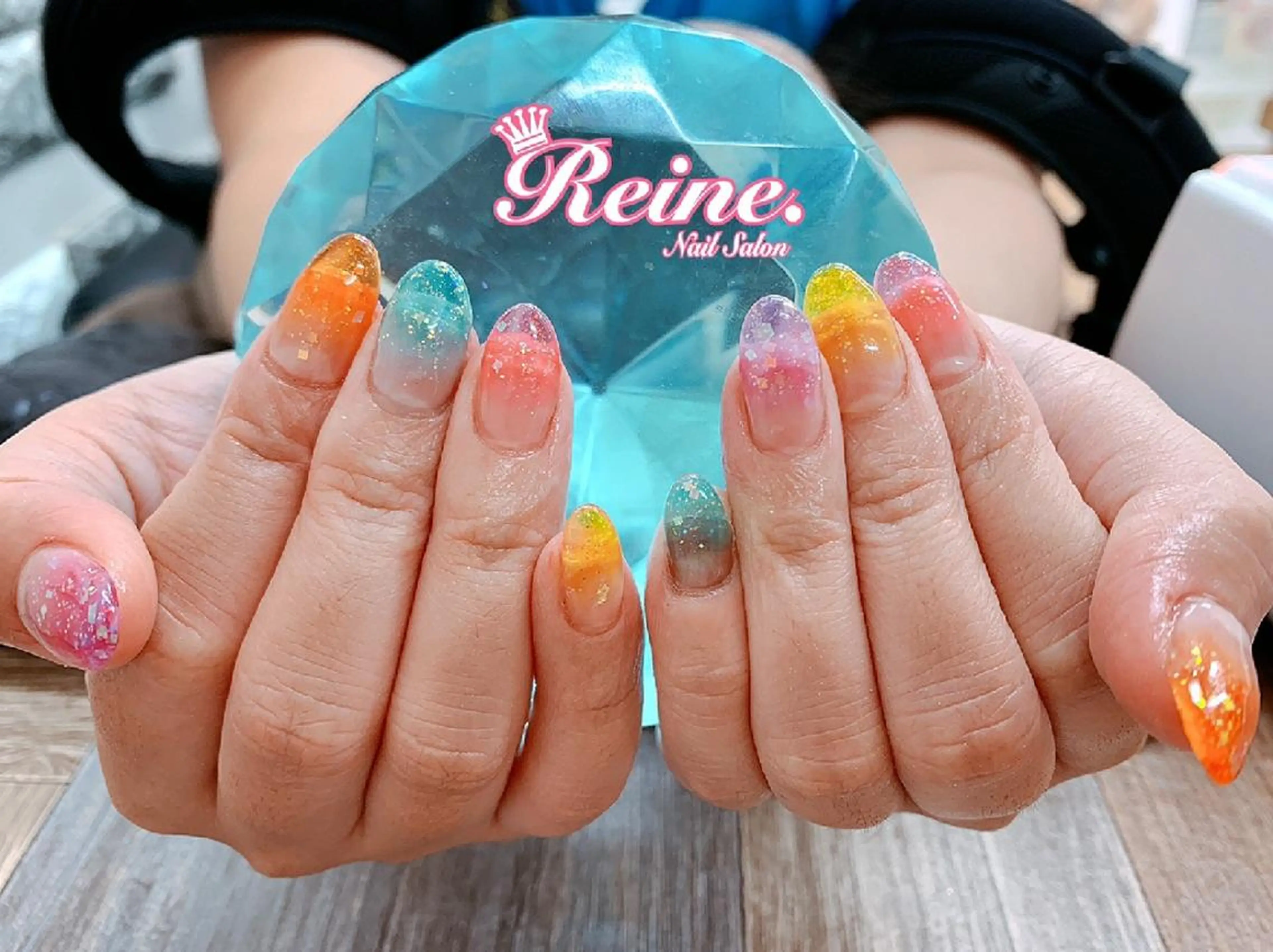 ネイル Nailsalon Reine所属・玉栄 伶奈のネイルデザイン