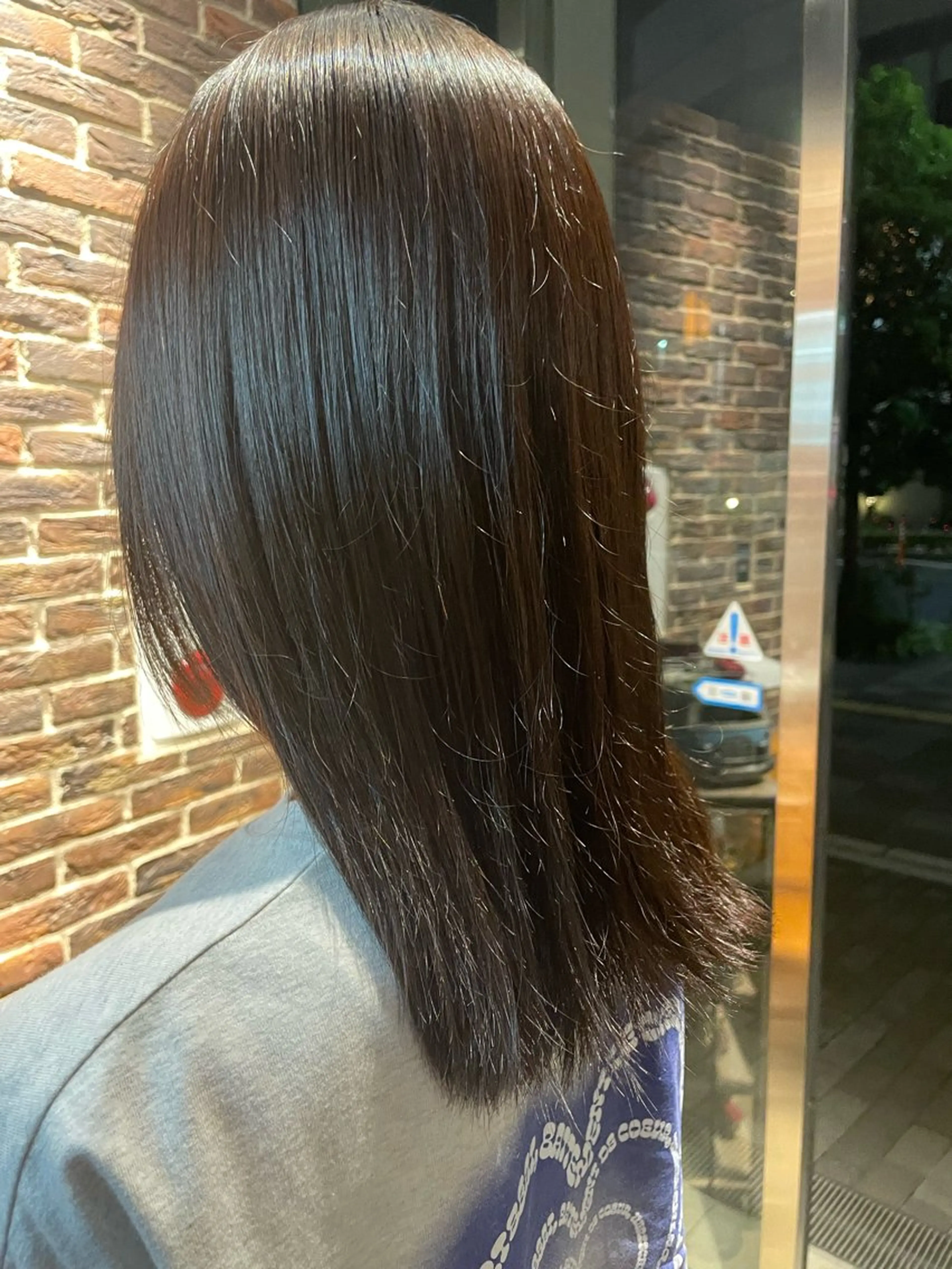 ミディアム 縮毛矯正 トリートメント Hair salon 6所属・照井 奈保子のヘアスタイル