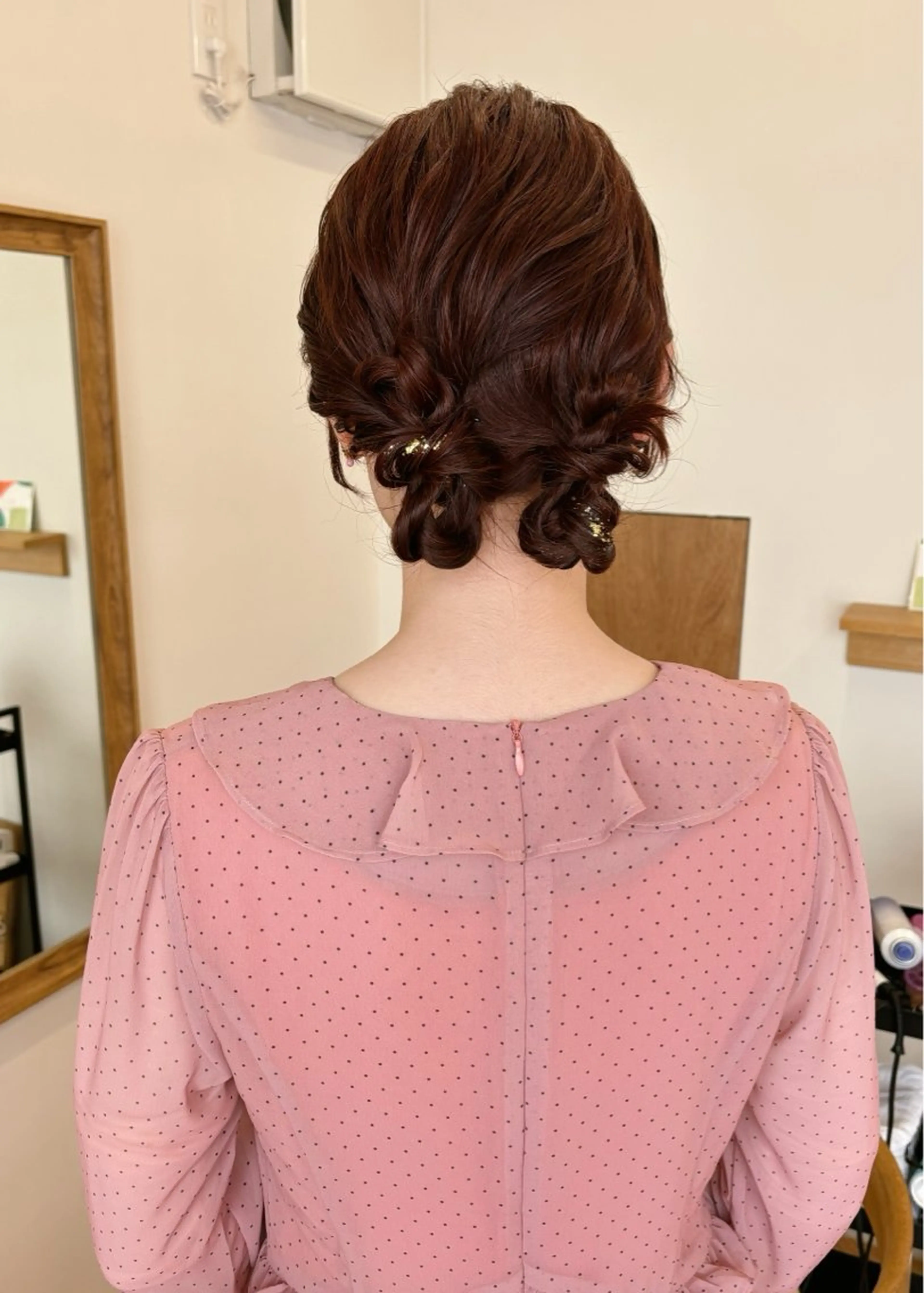 ロング ヘアアレンジ お団子ヘア 結婚式・ブライダル ヘアセット 西山 紗耶香🪽 透明感カラー/ボブのヘアスタイル