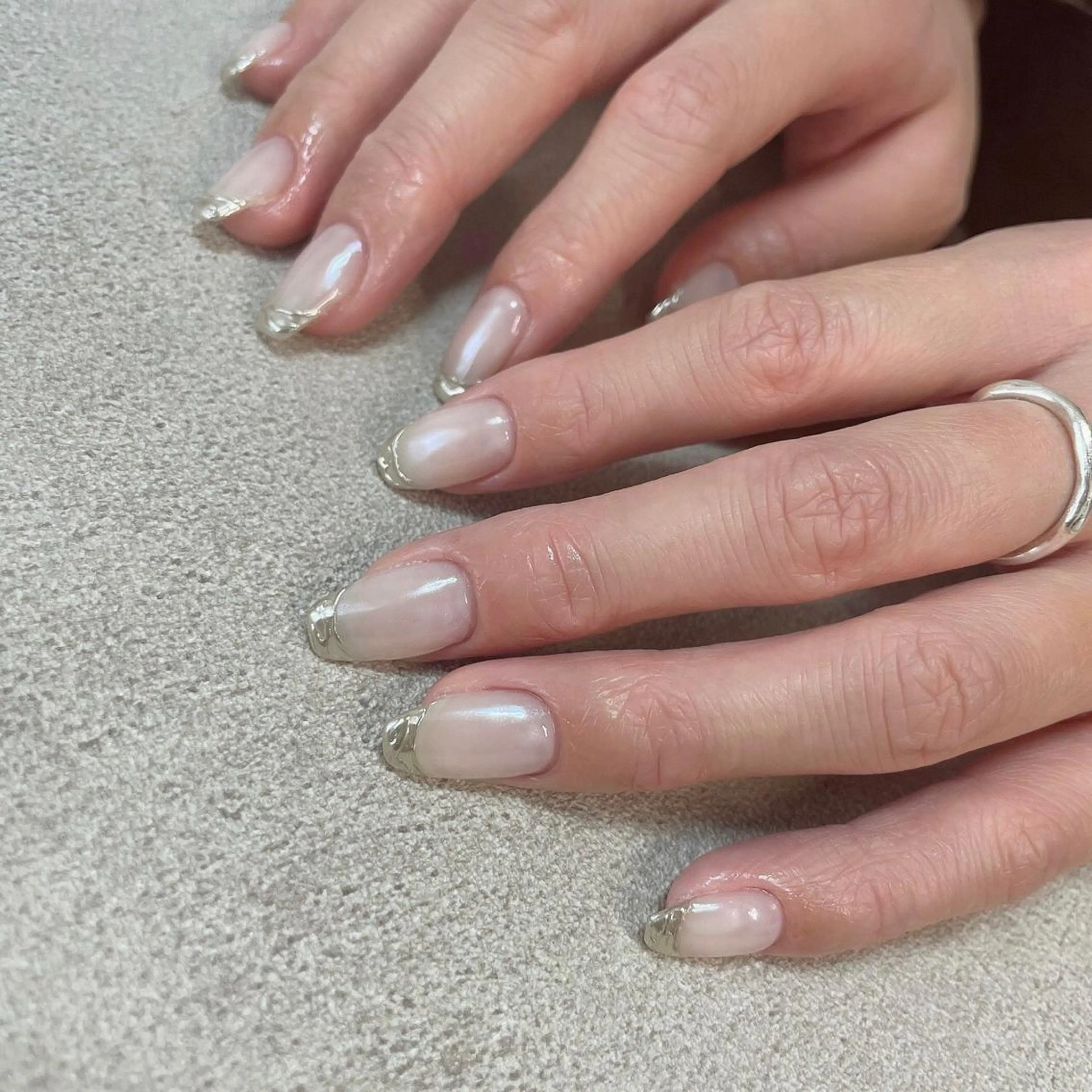 ネイル ホワイト ハンドネイル lilbondir. chiharuのネイルデザイン