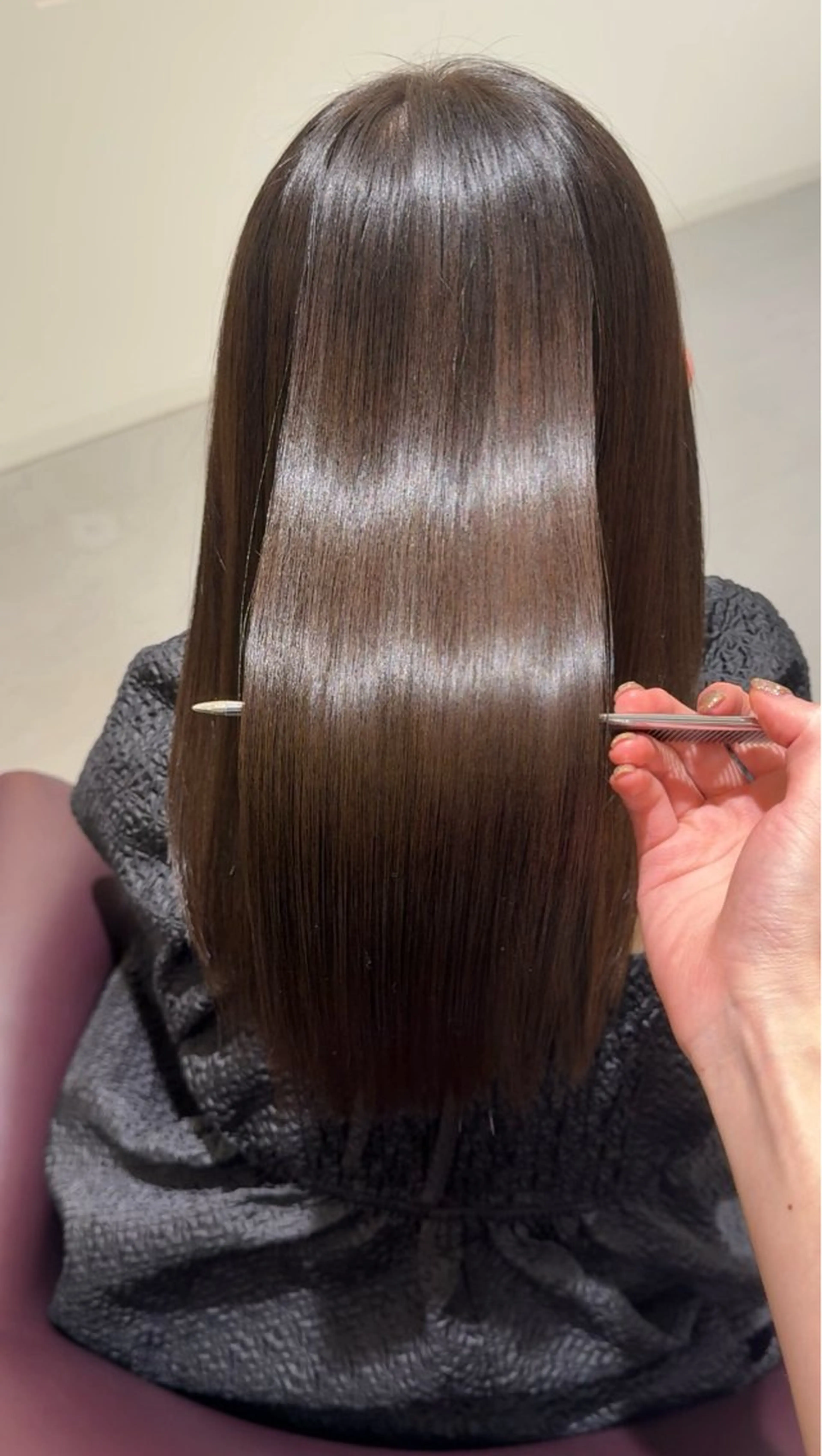 ロング カット ヘアカラー トリートメント ️🫧透明感カラー& 髪質改善🎀いさきのヘアスタイル