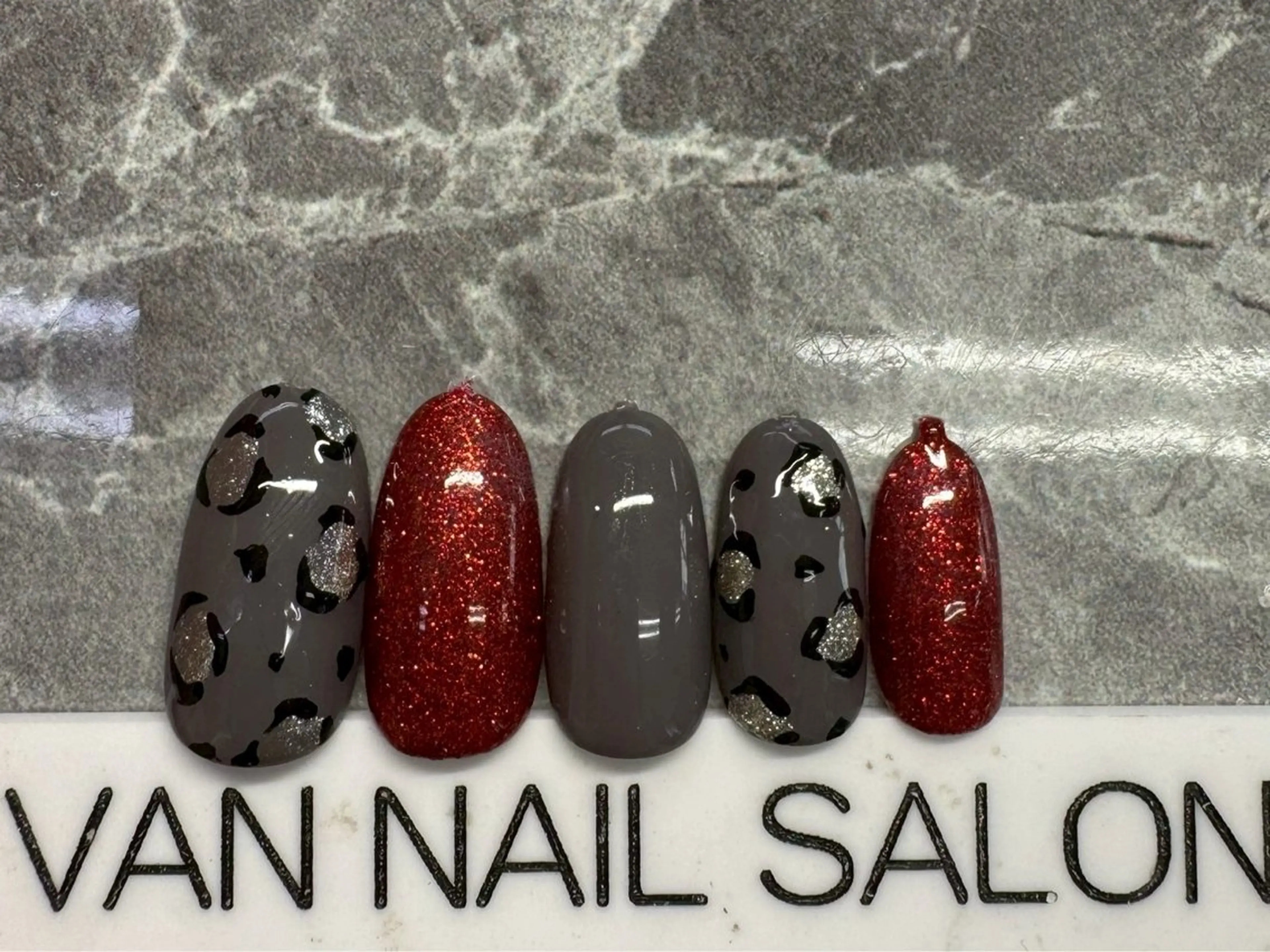 ネイル ハンドネイル Van Nail 本厚木店所属・Van Nail Salonのネイルデザイン