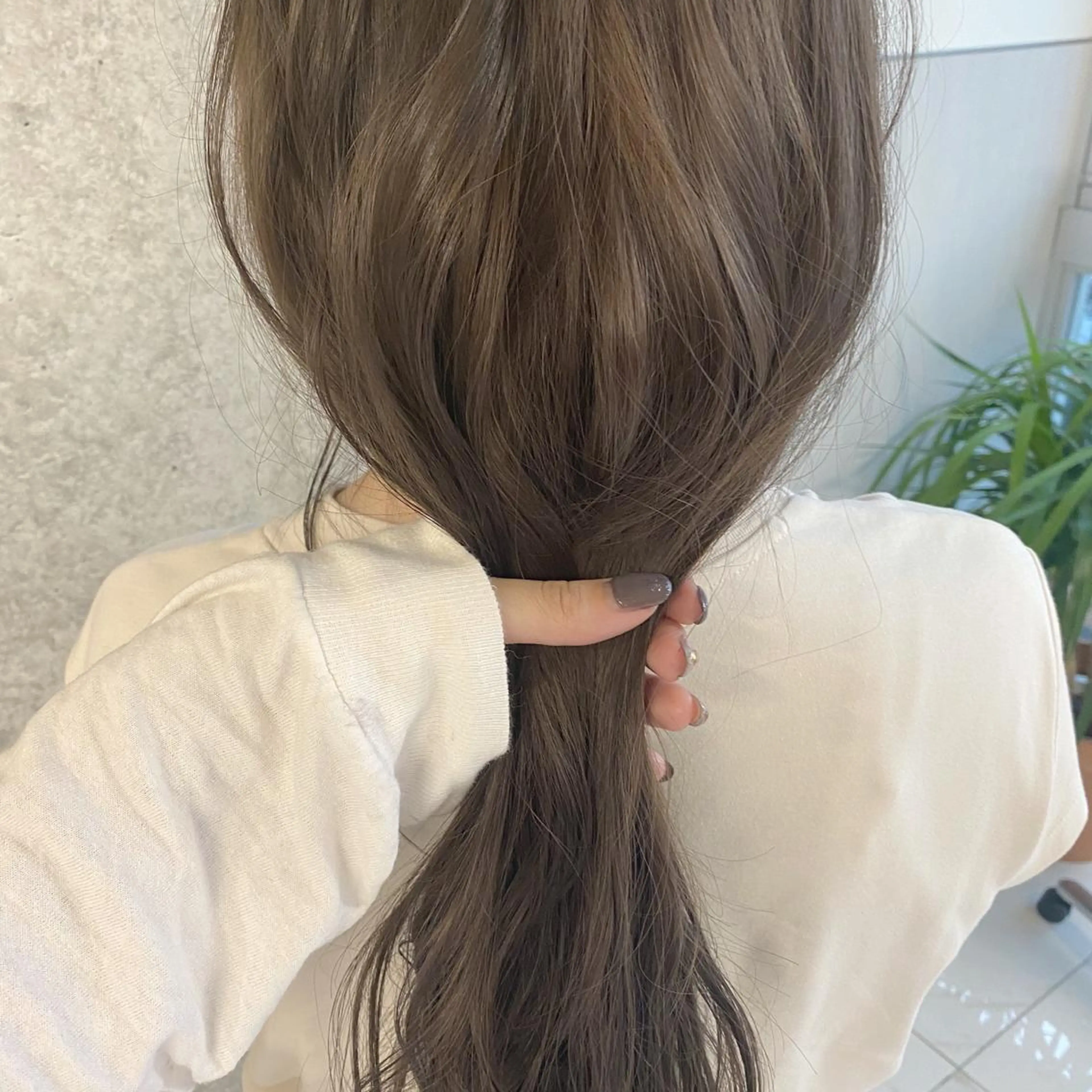 ロング カラー ブラウンカラー 透明感カラー the path ナツミのヘアスタイル