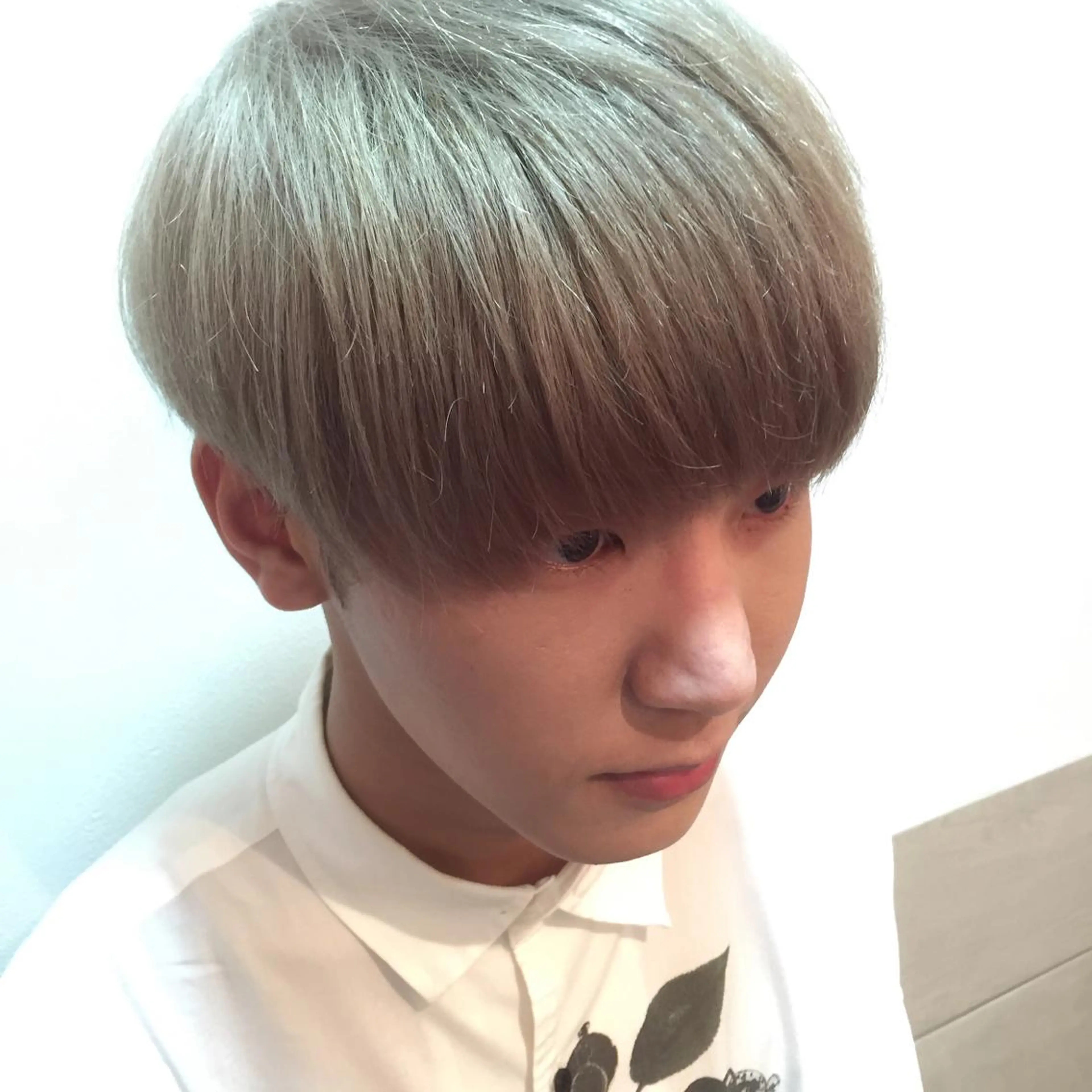 ショート ミディアム セミロング ロング カラー パーマ ヘアアレンジ メンズ メンズブリーチ アッシュ ブリーチ 透明感カラー 可愛いを作る神 ナオヒロのヘアスタイル