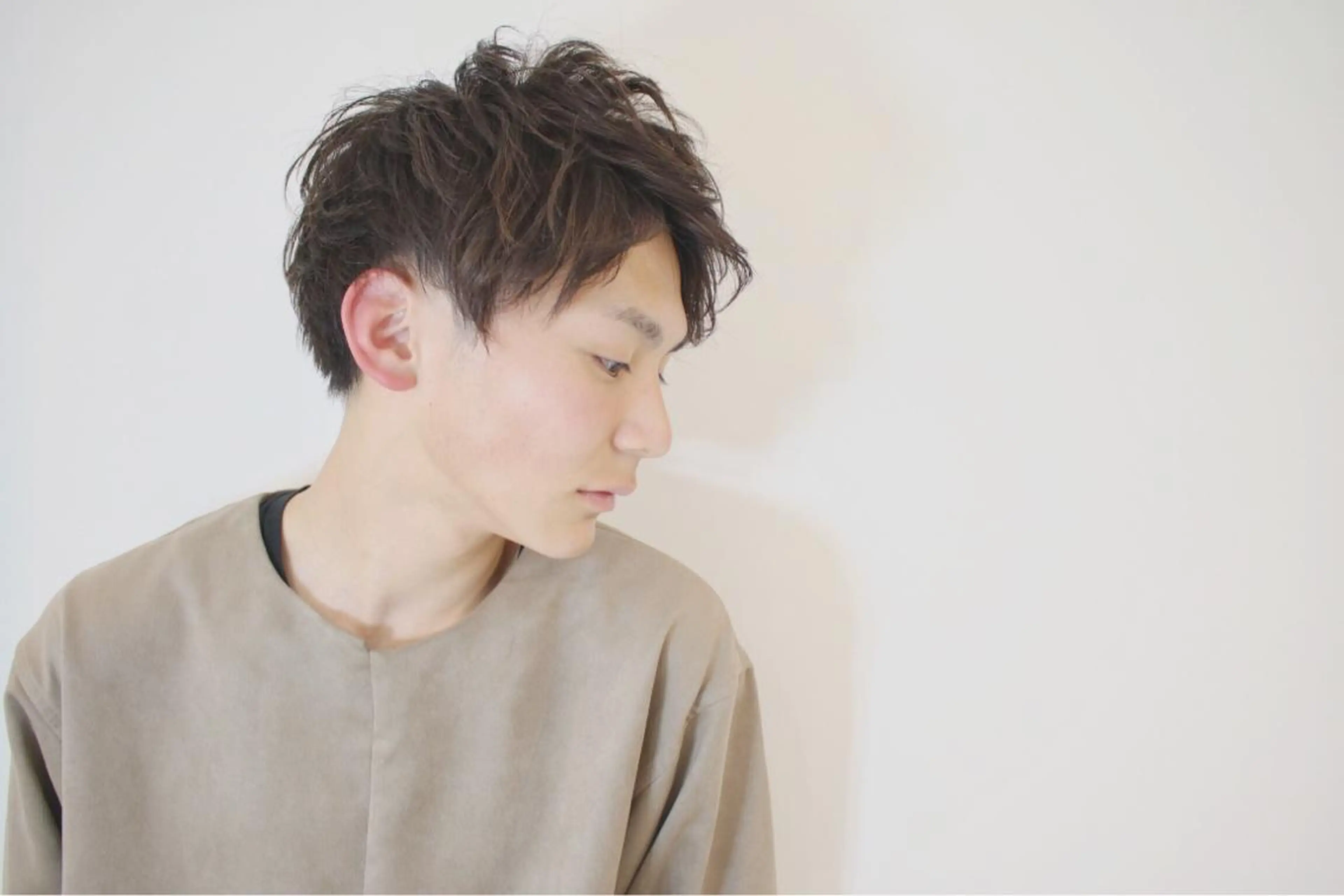 ショート メンズ カット ヘアカラー 湯浅 了一のヘアスタイル