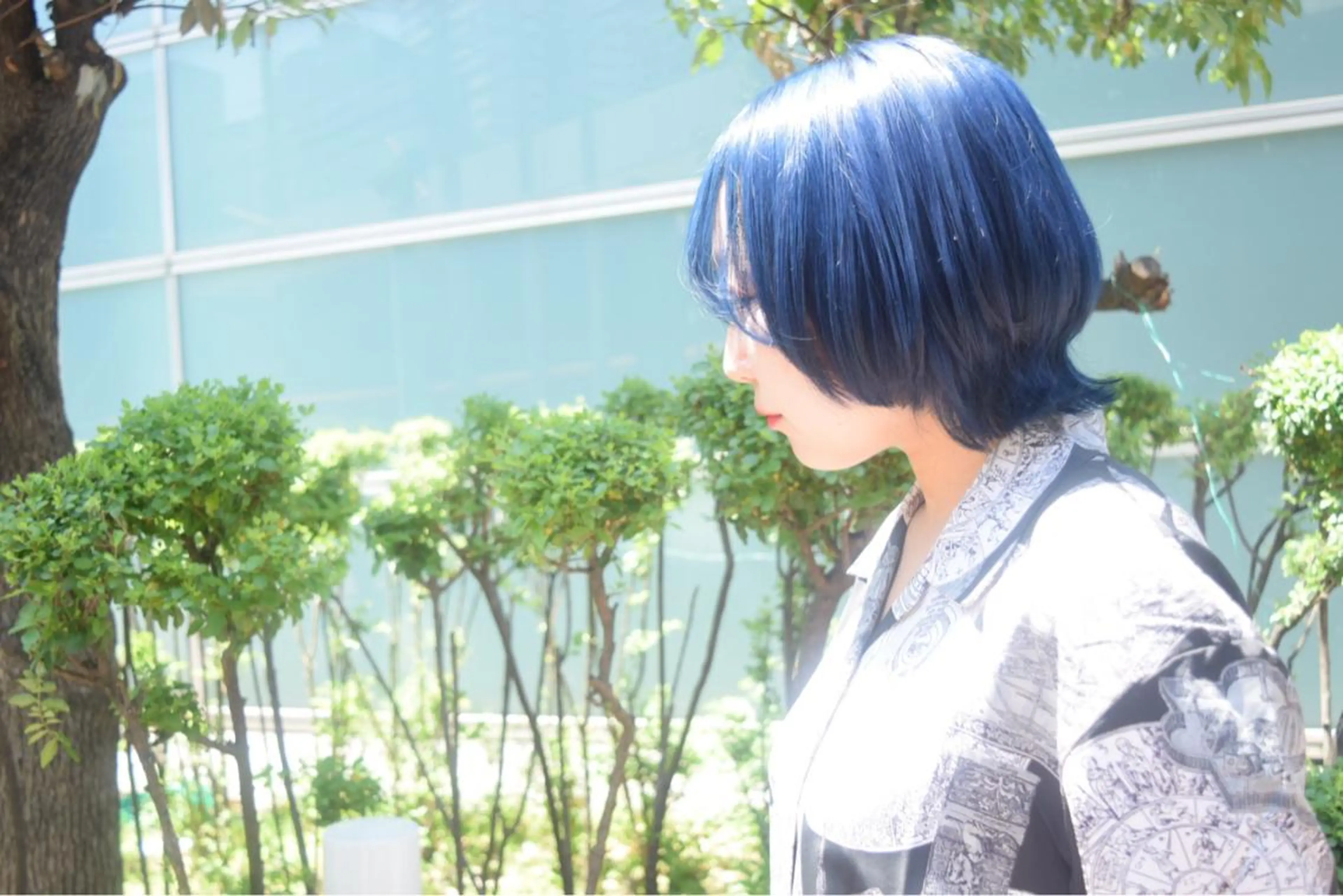 ショート カラー ブルーカラー ウルフカット ハイトーンカラー RYUのヘアスタイル