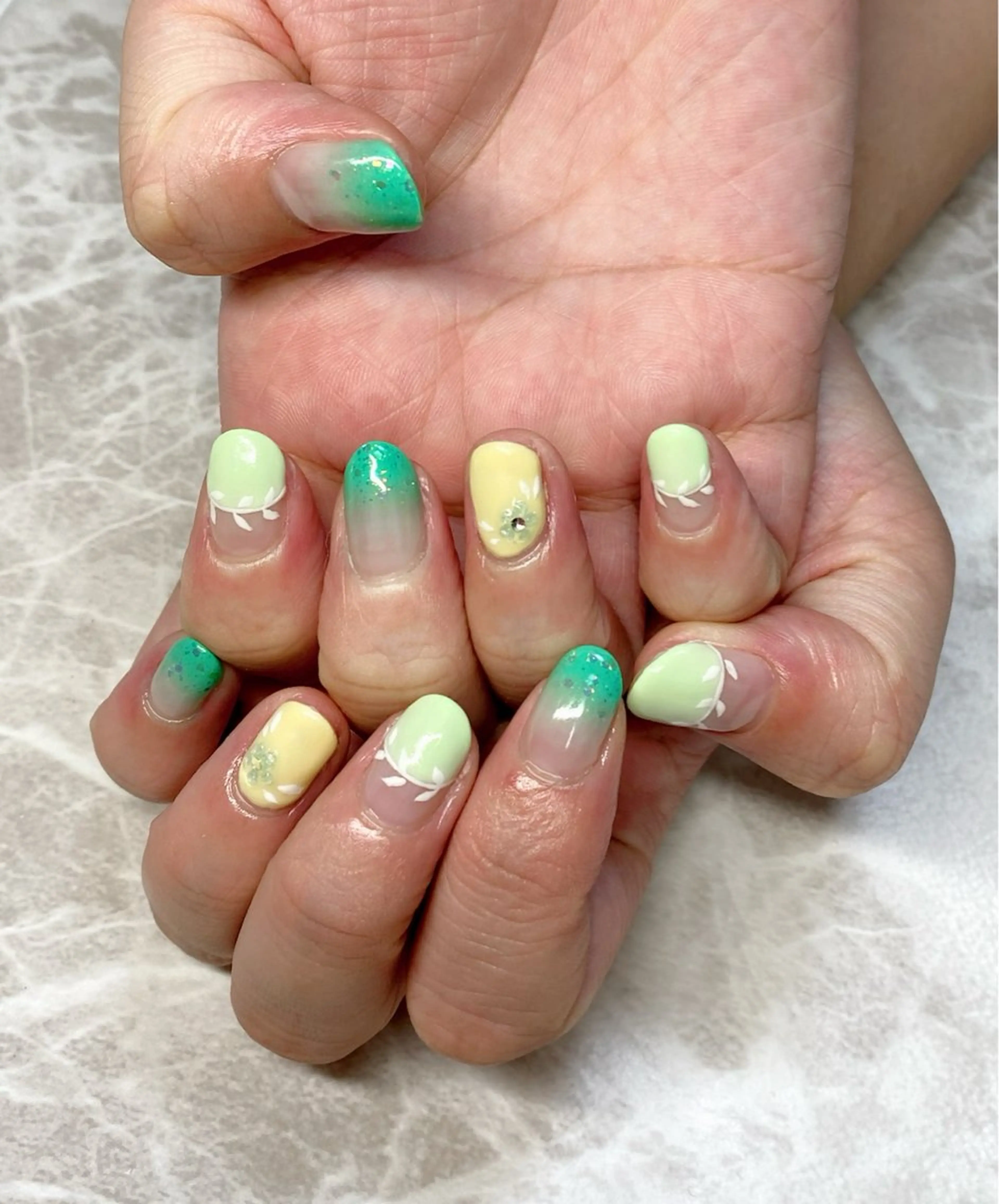 ネイル ハンドネイル ゆぴねいる所属・ゆぴねいる yupinailのネイルデザイン