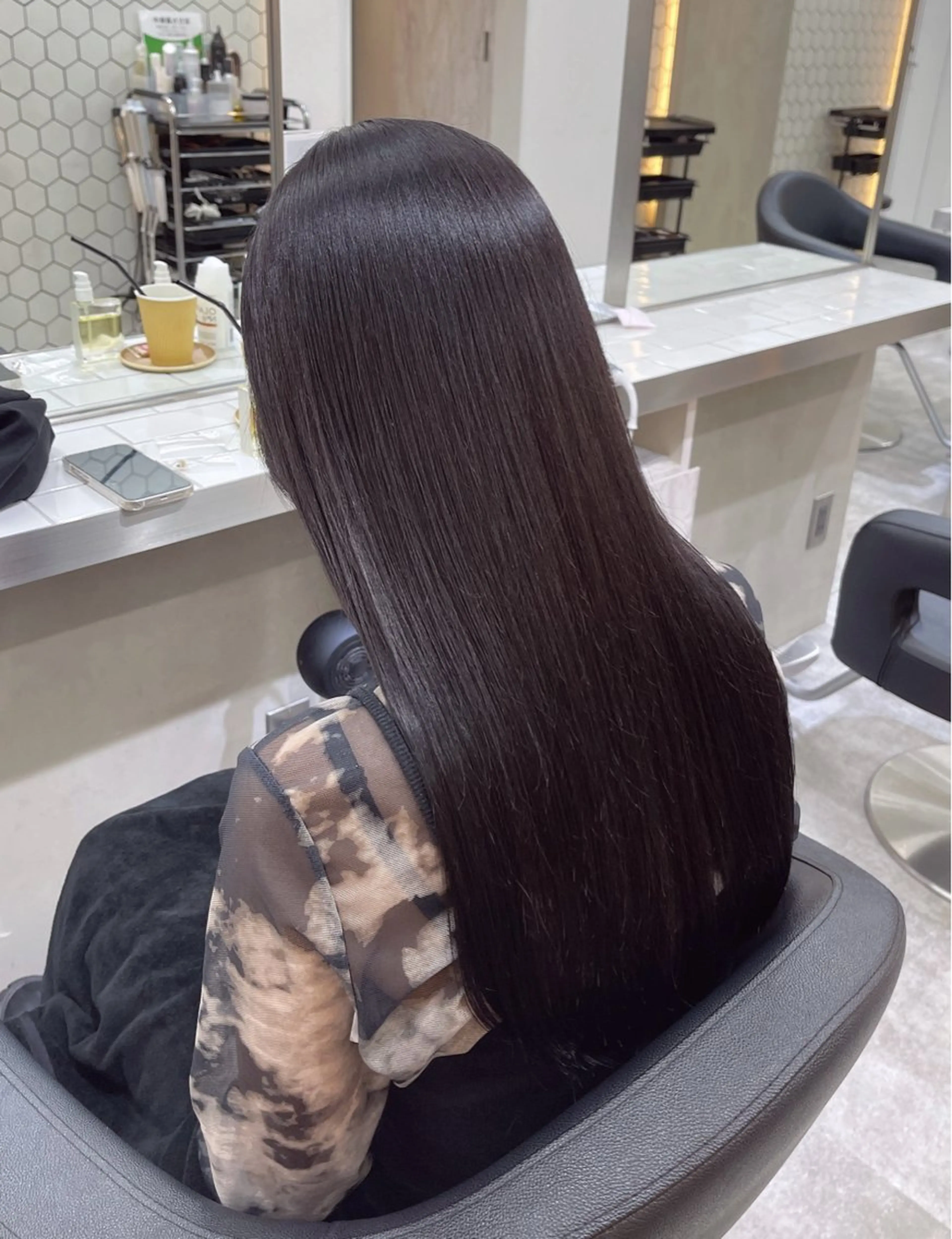 ロング カラー TENSHO 原宿　ハイトーンのヘアスタイル