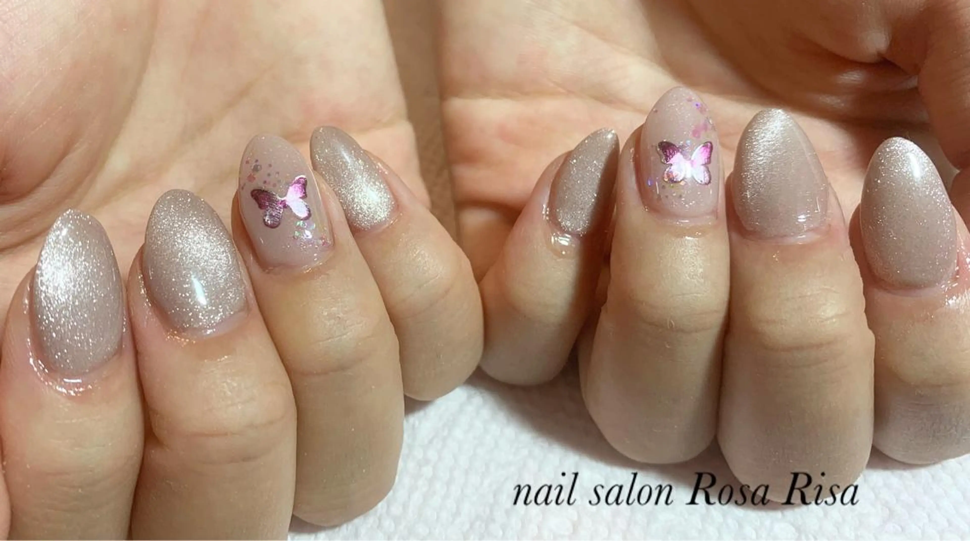 ミディアム ネイル マグネットネイル ネイルスタジオ シェイクユアハンズのネイルデザイン