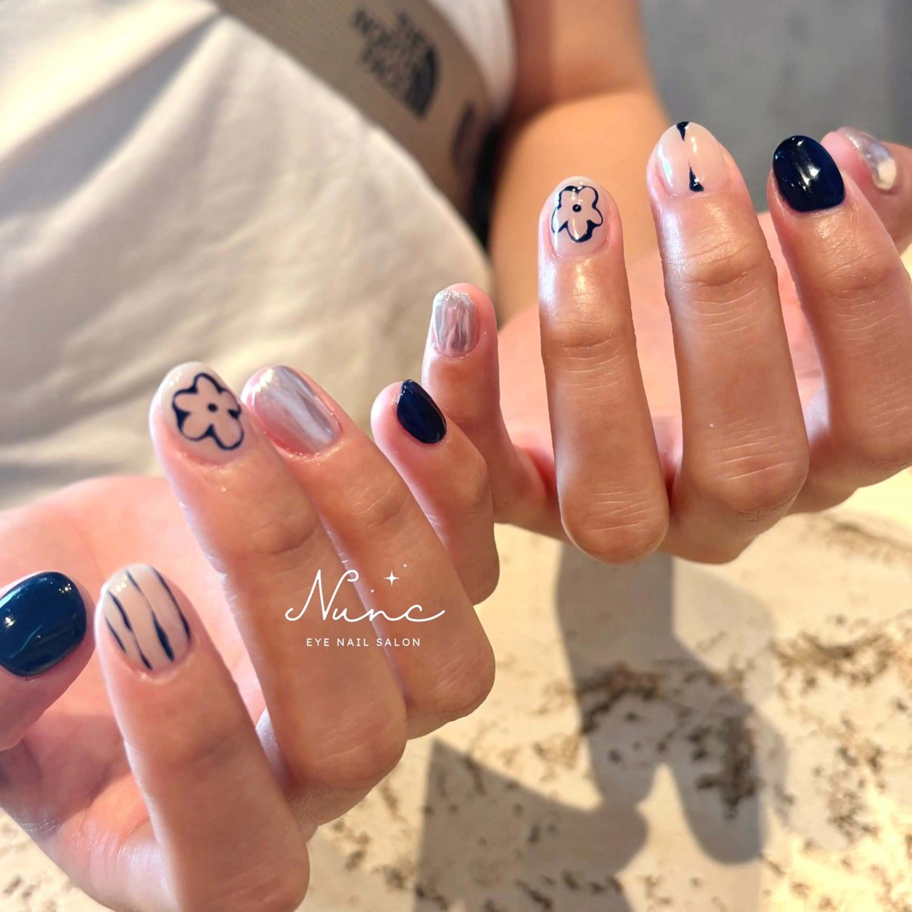 ネイル ハンドネイル nunc青山店所属・𝒦𝐸𝐼𝒩𝒜 外苑前表参道のネイルデザイン