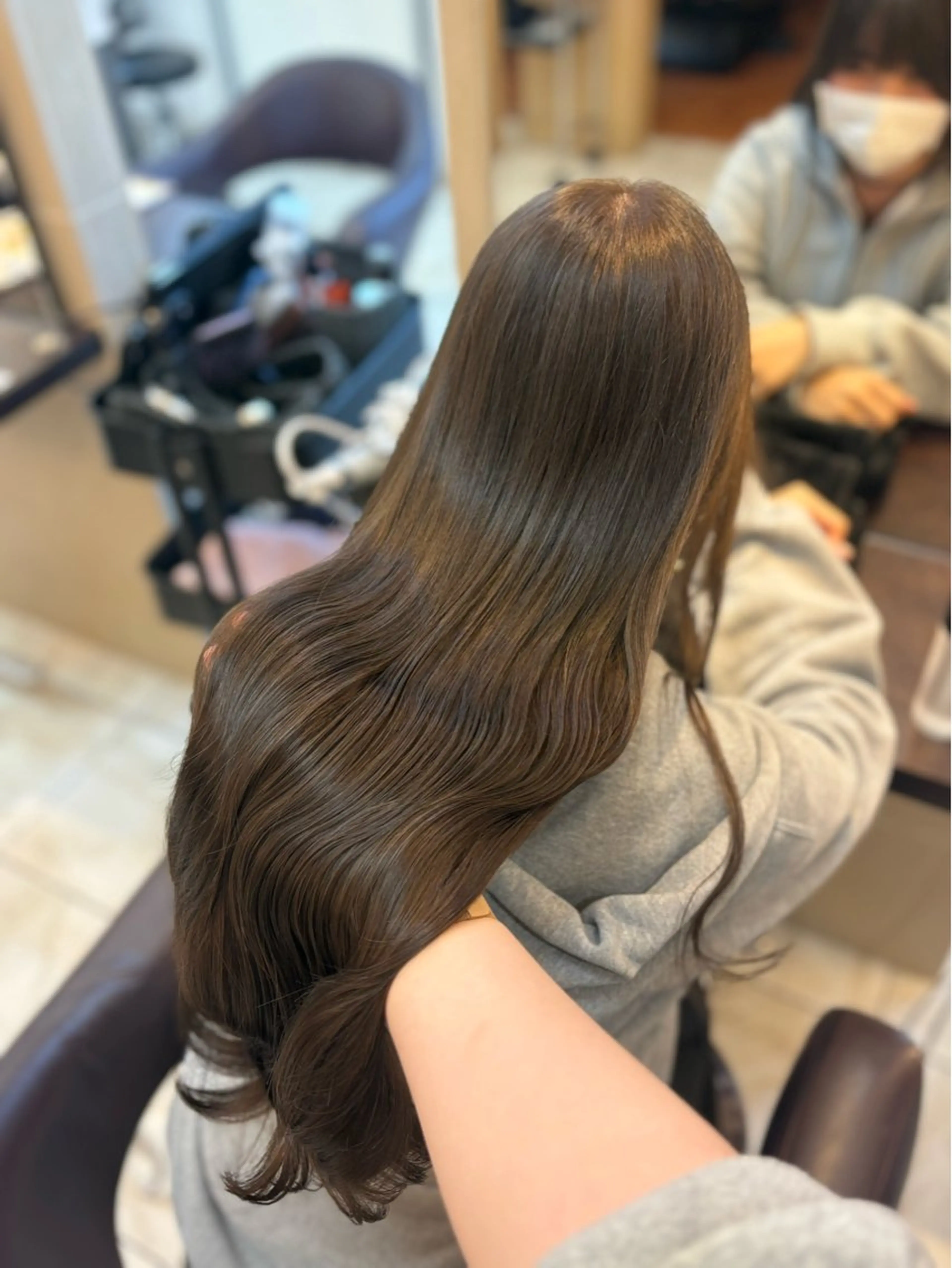 ロング カラー カット ヘアカラー トリートメント 🎀透明感カラー 🐈ナズナのヘアスタイル