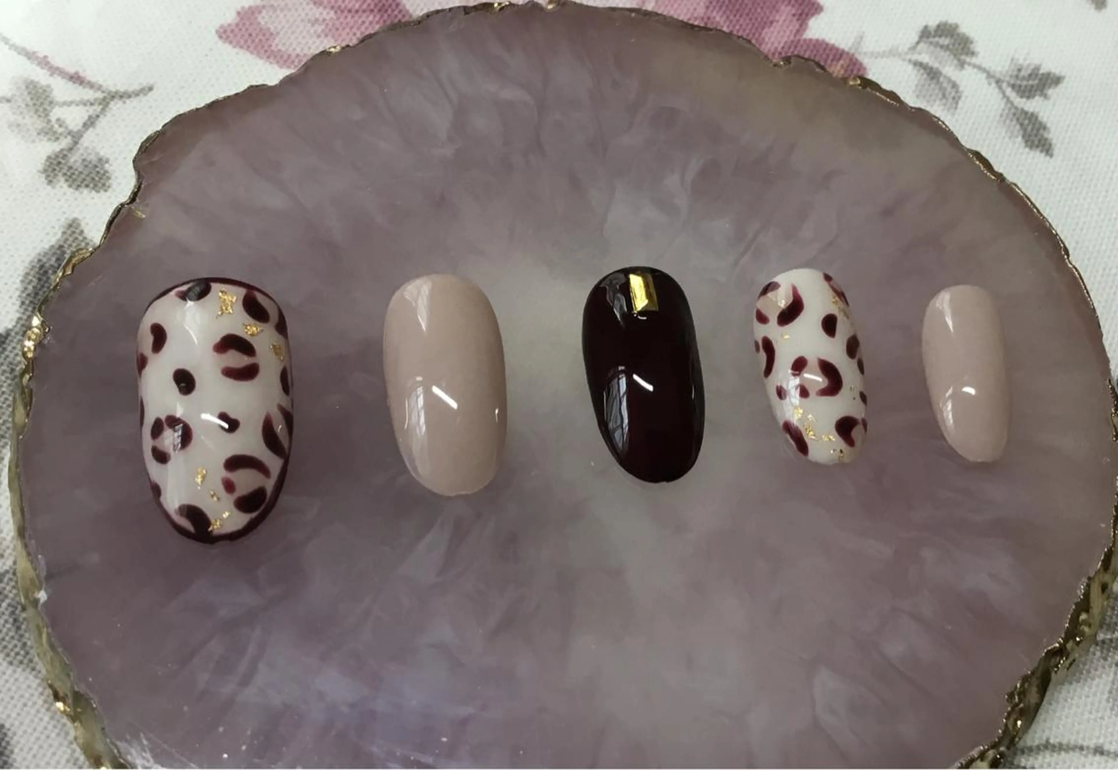 ネイル アニマル柄 ゴールド プライベートサロン jewel nailのネイルデザイン