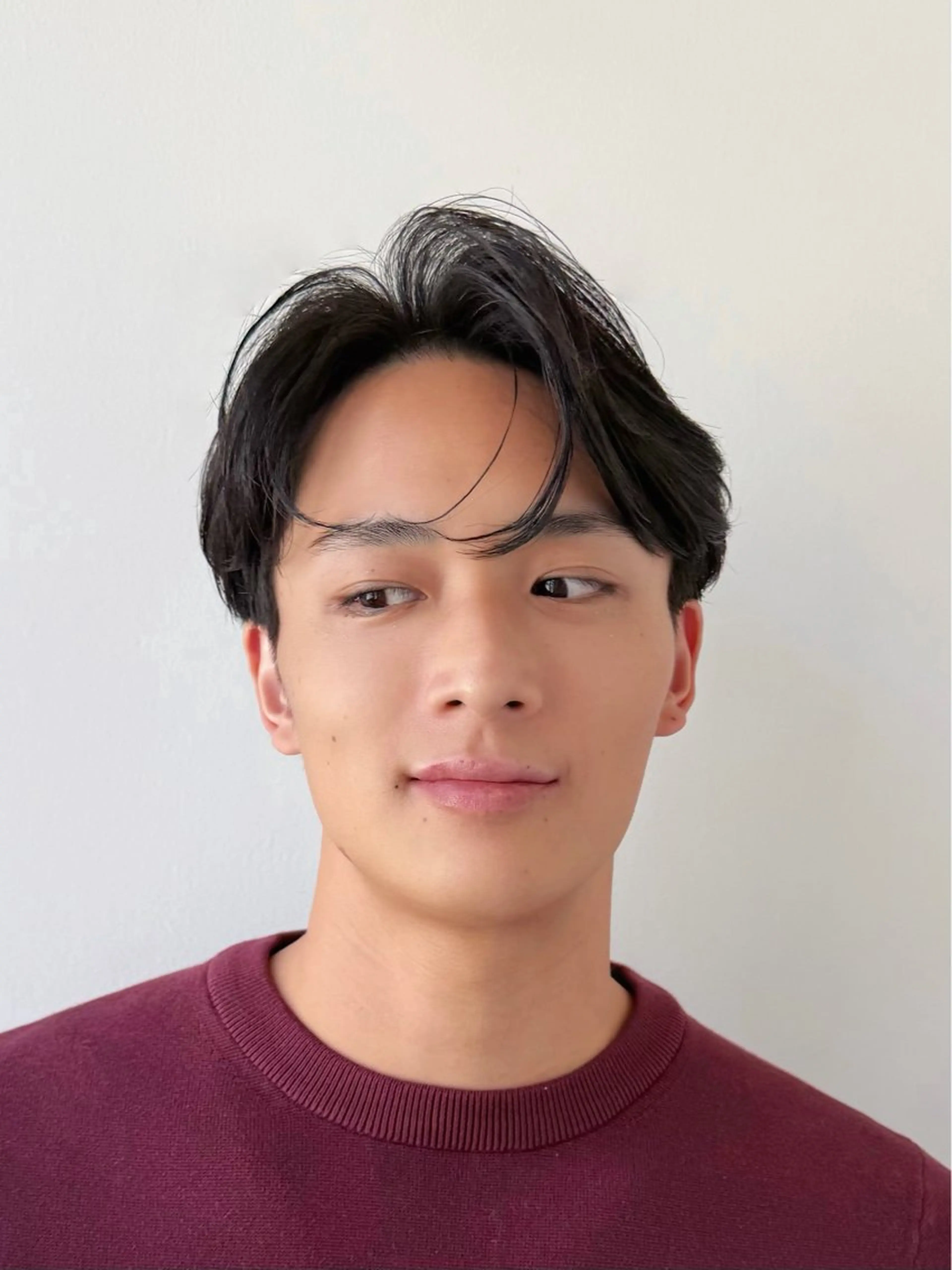 ミディアム メンズ ミディアムパーマ ビジネス センターパート メンズパーマ カット トリートメント メンズパーマ/ メンズカット/平木のヘアスタイル