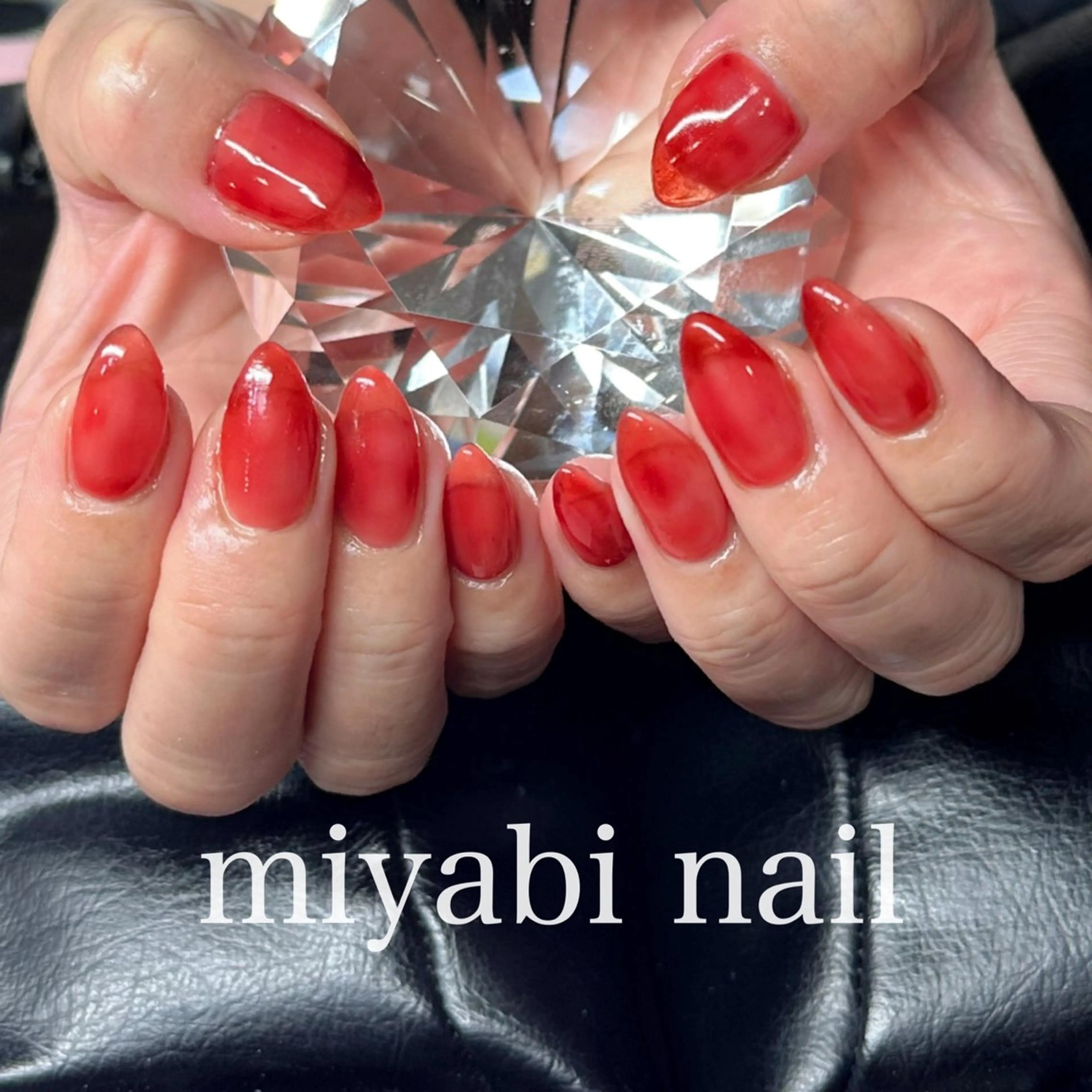 ネイル ジェルネイル 持ち込み ワンカラーネイル 赤色 シンプルネイル ハンドネイル miyabi nail 桂川駅近くのネイルデザイン