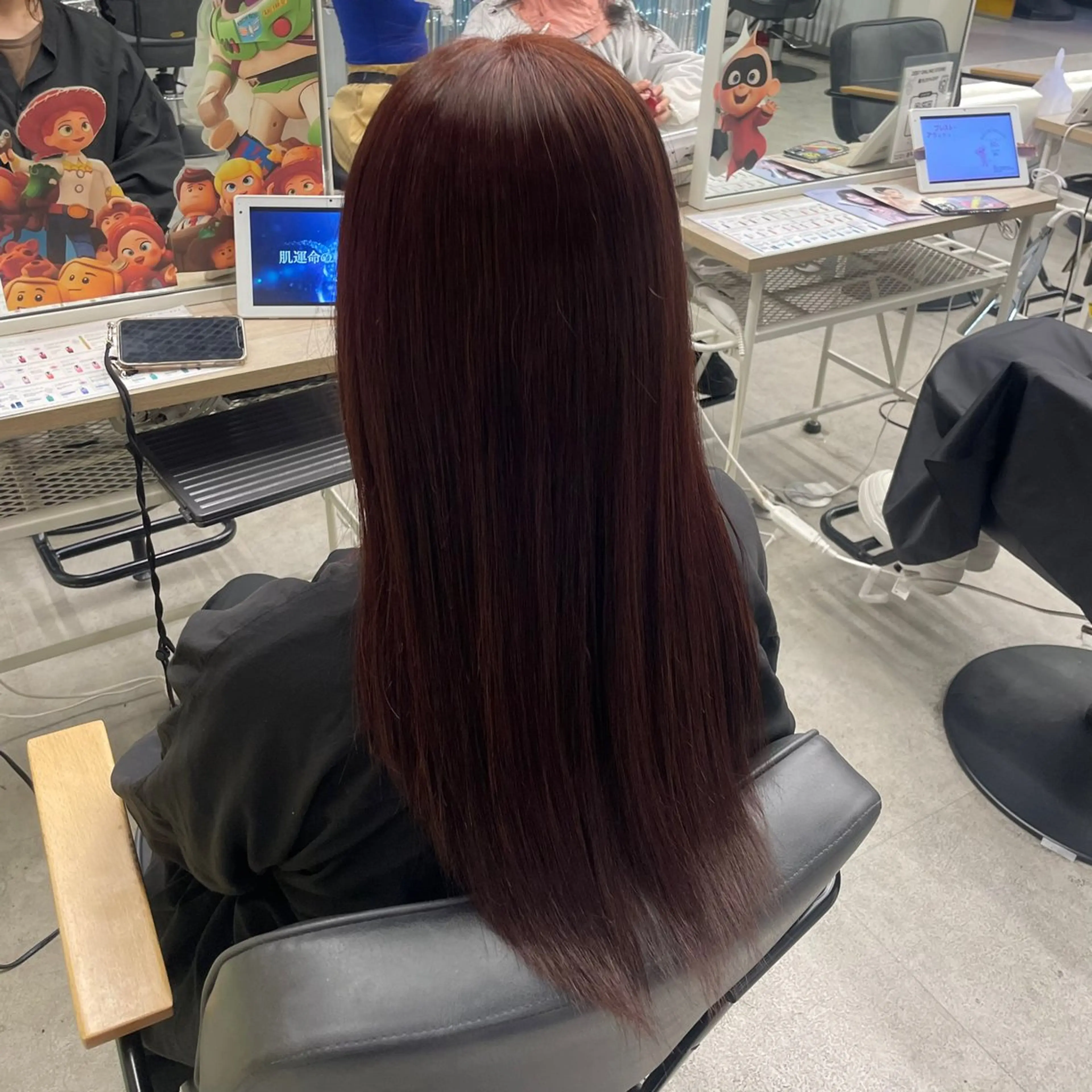 ロング カラー ヘアカラー ななみ.⋆𝜗𝜚 艶カラー/まつパのヘアスタイル