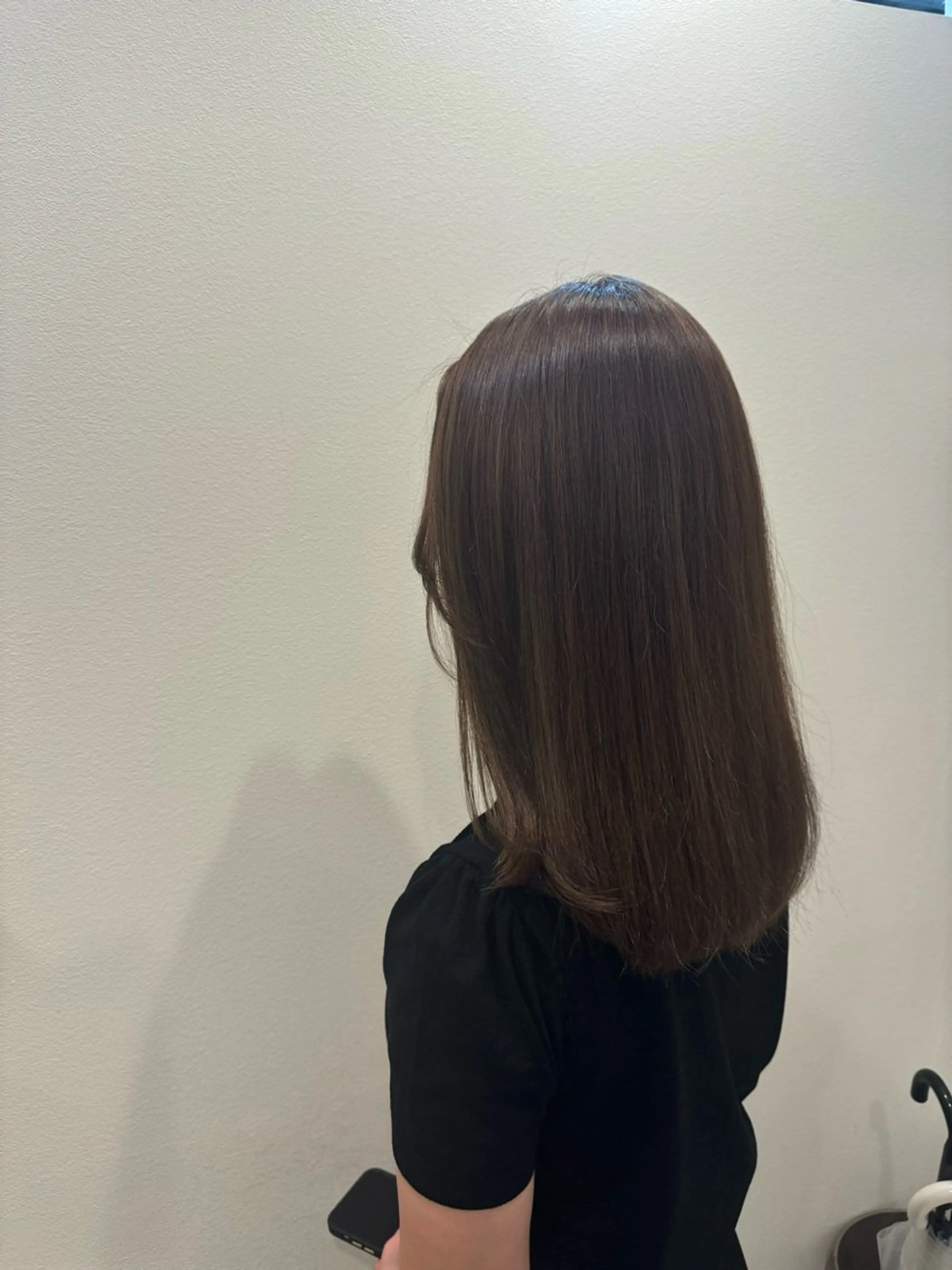 ミディアム 水口 莉央のヘアスタイル