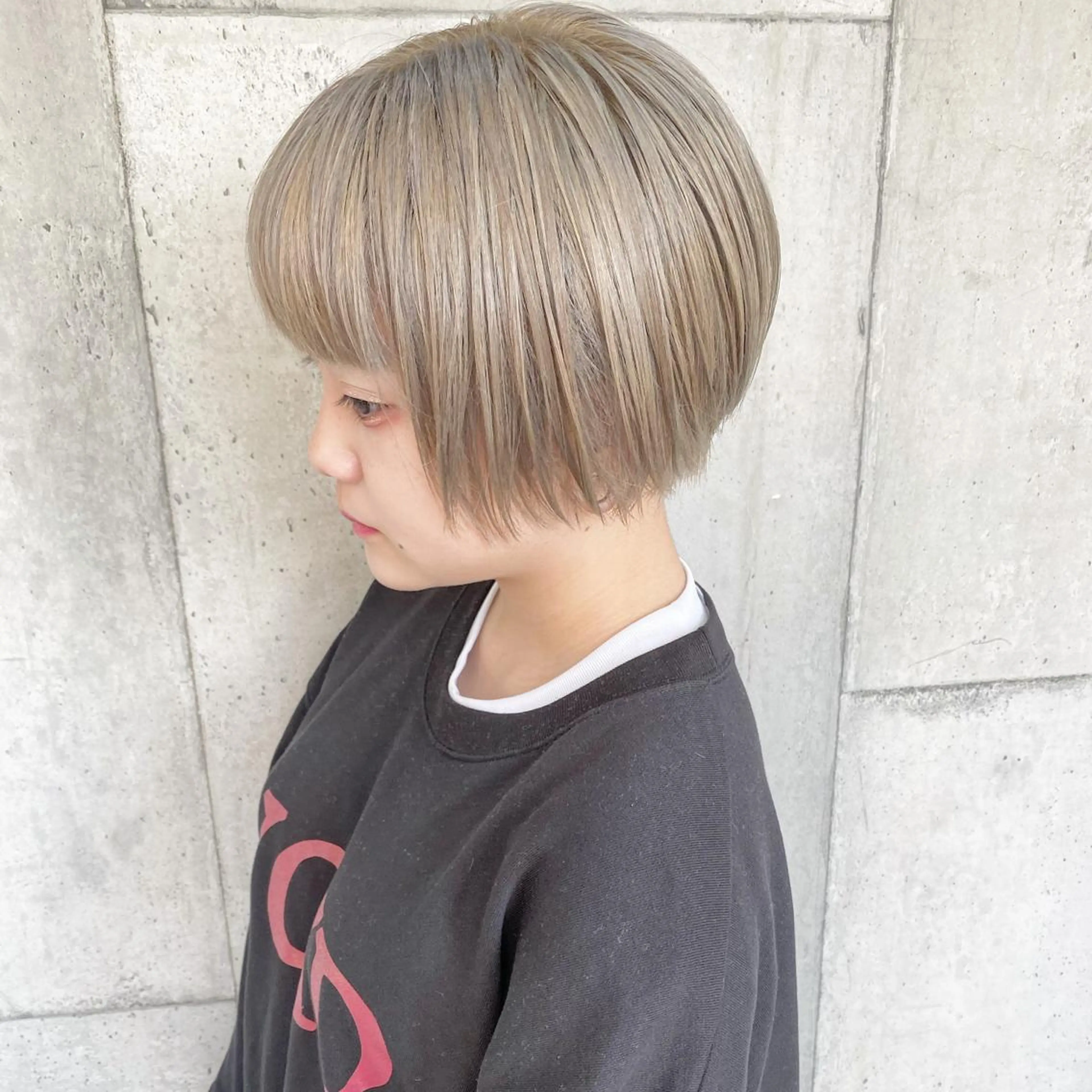 ショート カラー ブリーチ hair  space Atoz所属・東 寛道のヘアスタイル