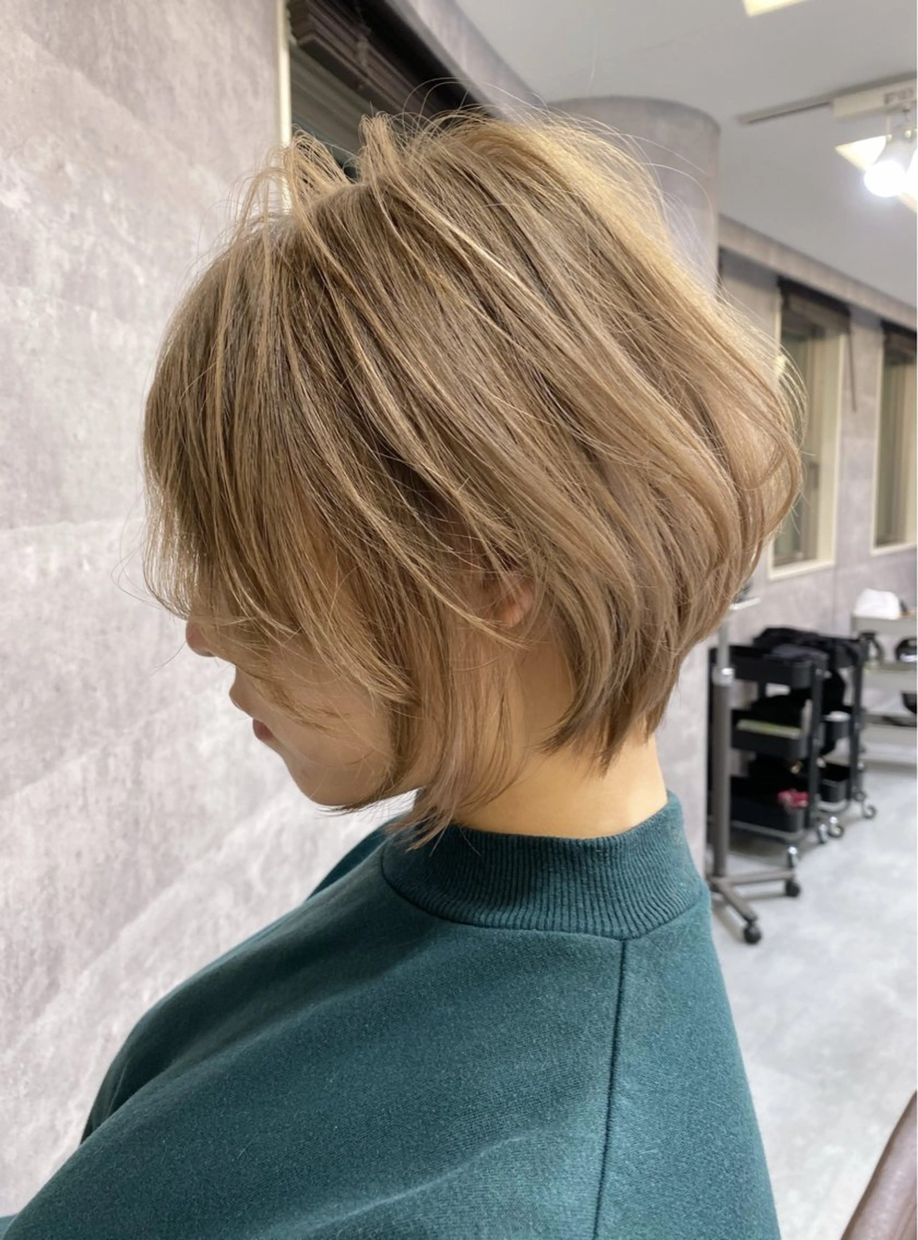 ショート ♡似合わせハイトーン ♡maiのヘアスタイル