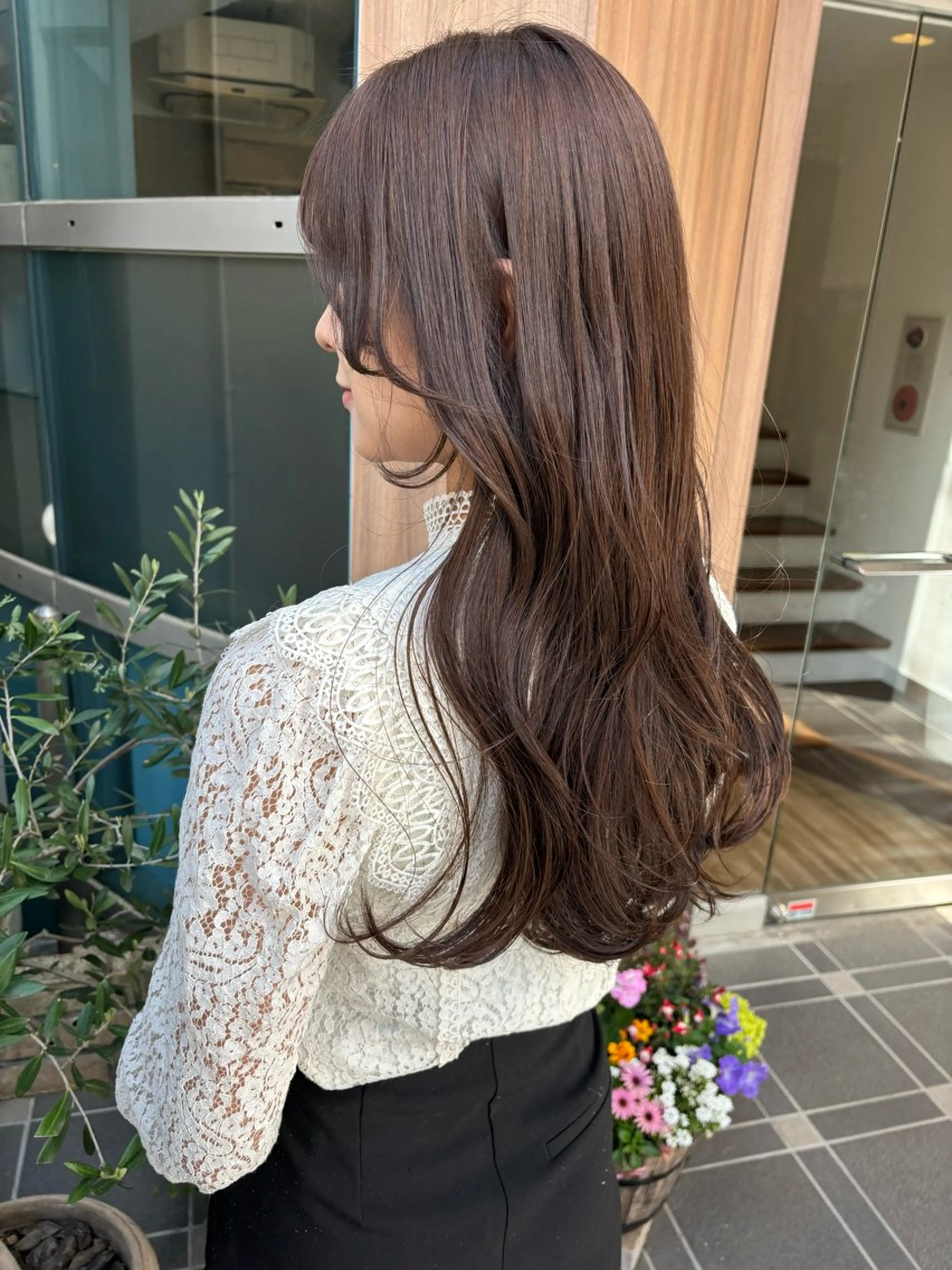 ロング カラー ブラウンカラー カット ヘアカラー トリートメント レイヤーカット /透明感/千葉怜寿のヘアスタイル