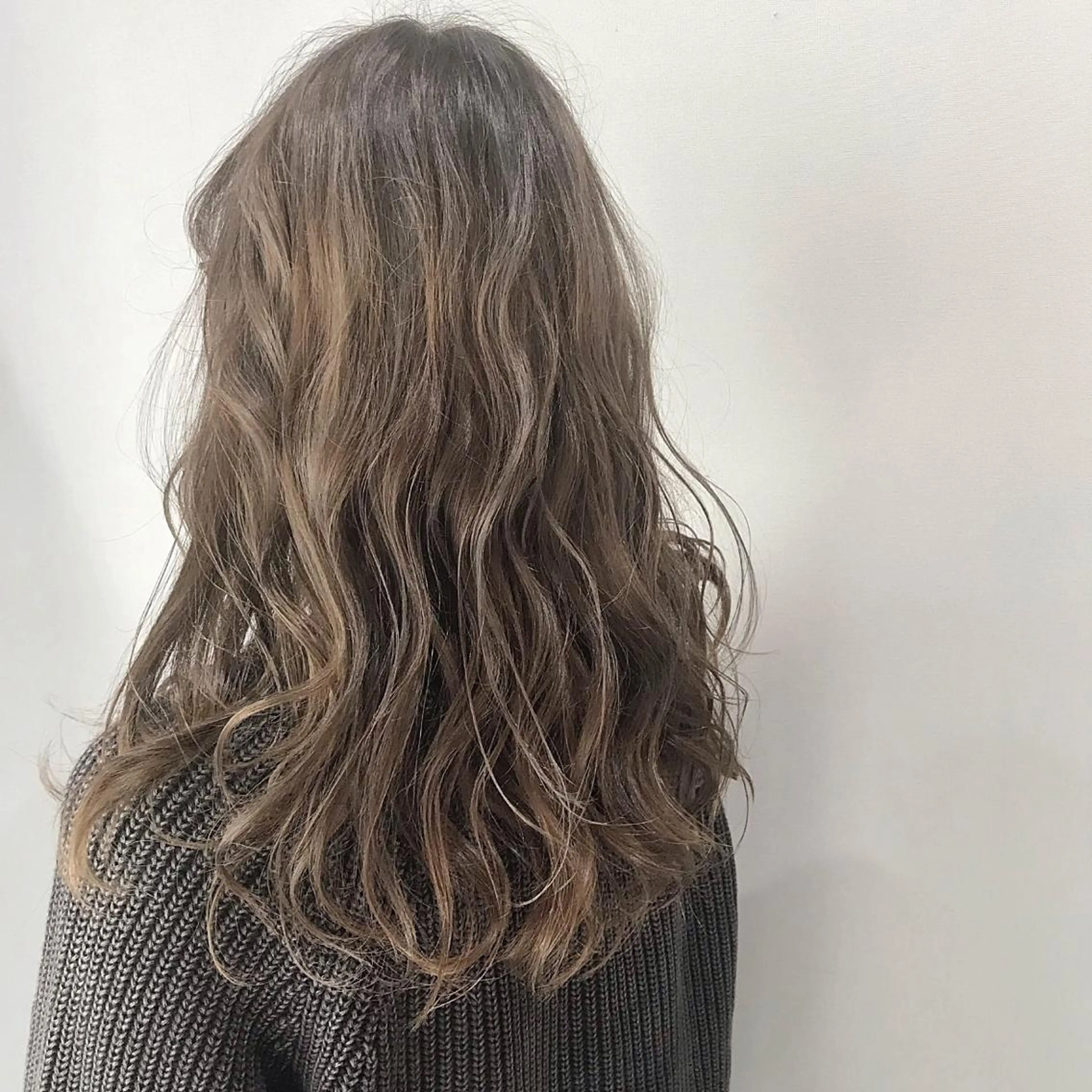 セミロング カラー パーマ ヘアアレンジ 美髪専門サロンby mile所属・美髪専門サロン kazuのヘアスタイル