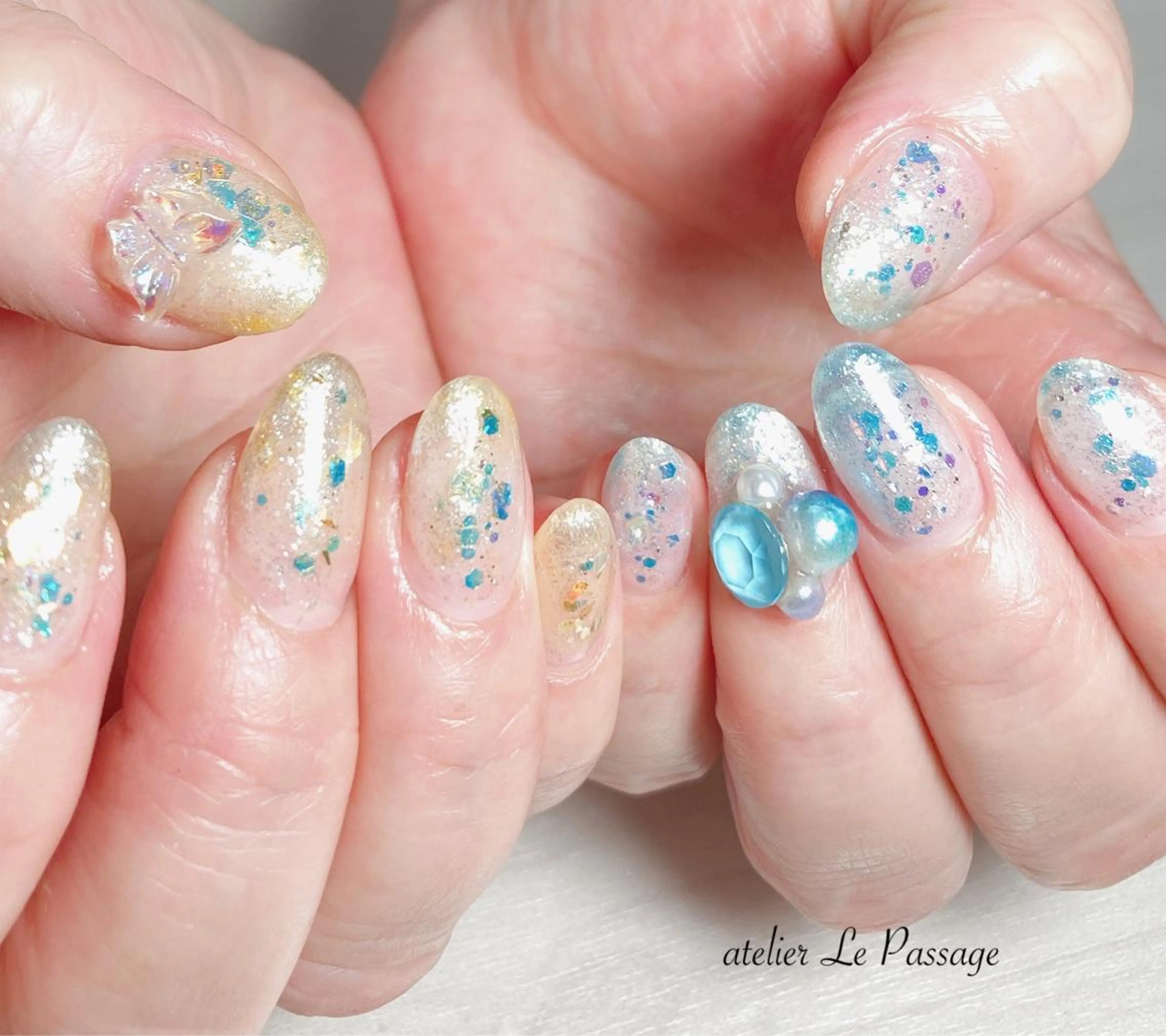 ネイル ジェルネイル ラメ(グリッター) オフィスネイル パラジェル 春ネイル Atelier Le Passage所属・h nakatsukaのネイルデザイン