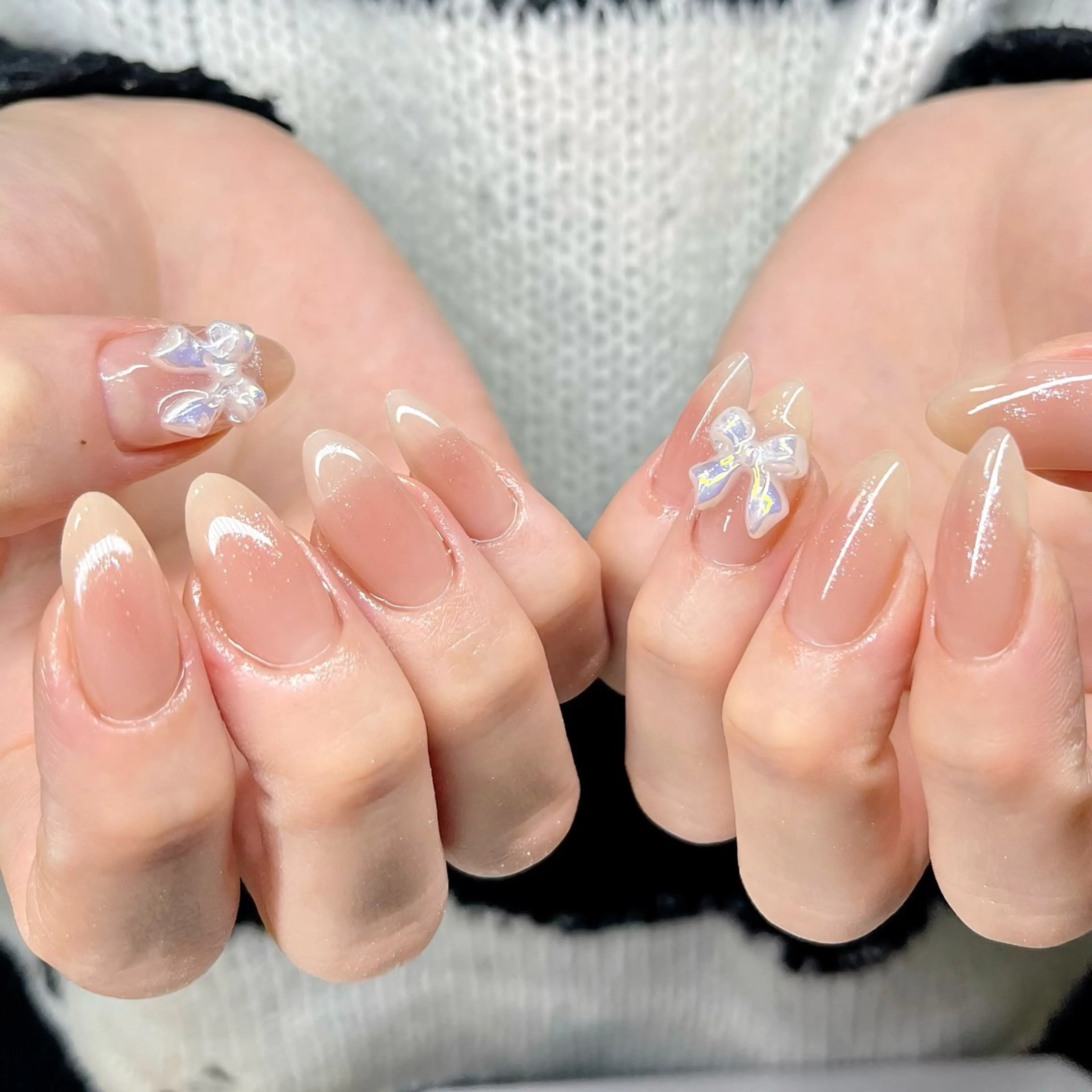 ネイル チークネイル グラデーション ラメ(グリッター) ニュアンスネイル オフィスネイル ハンドネイル 🫧OPELIA NAIL渋谷🫧のネイルデザイン