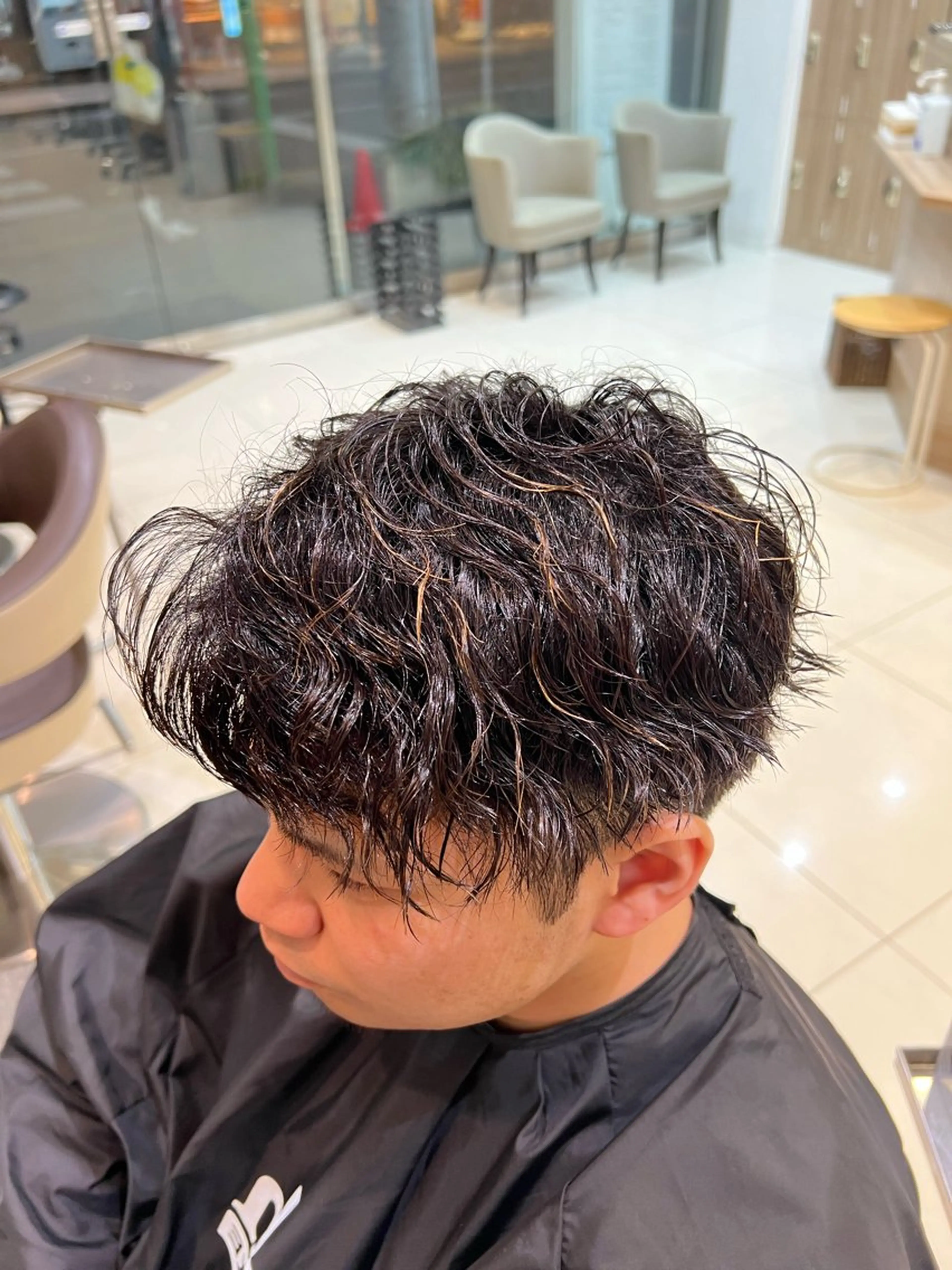 パーマ メンズ メンズパーマ スパイラルパーマ カット パーマ 曲がる縮毛矯正・パー マ💈副店長田中💈のヘアスタイル