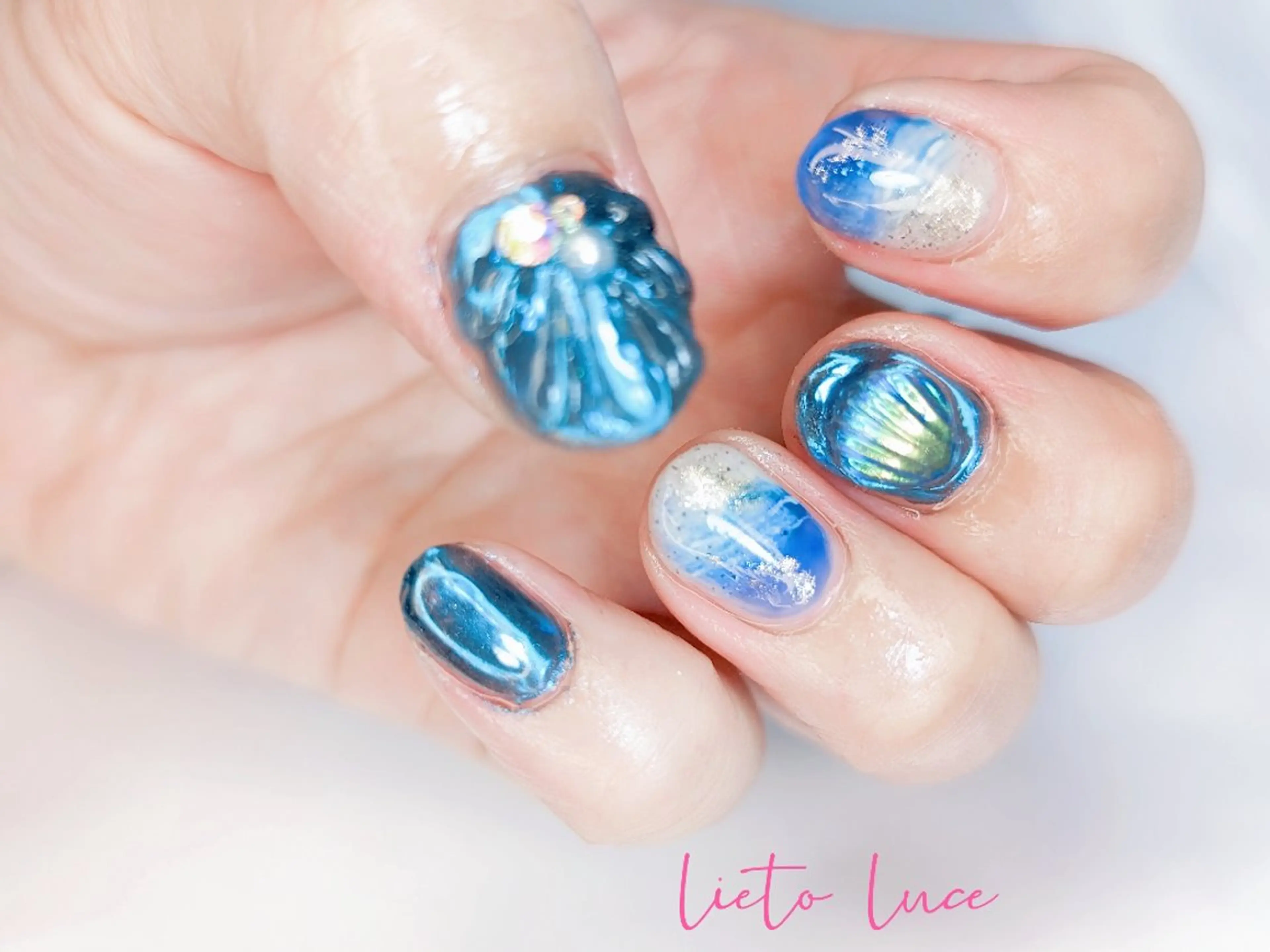 ネイル ミラーネイル ショートネイル ハンドネイル フットネイル lieto luce Yukaのネイルデザイン